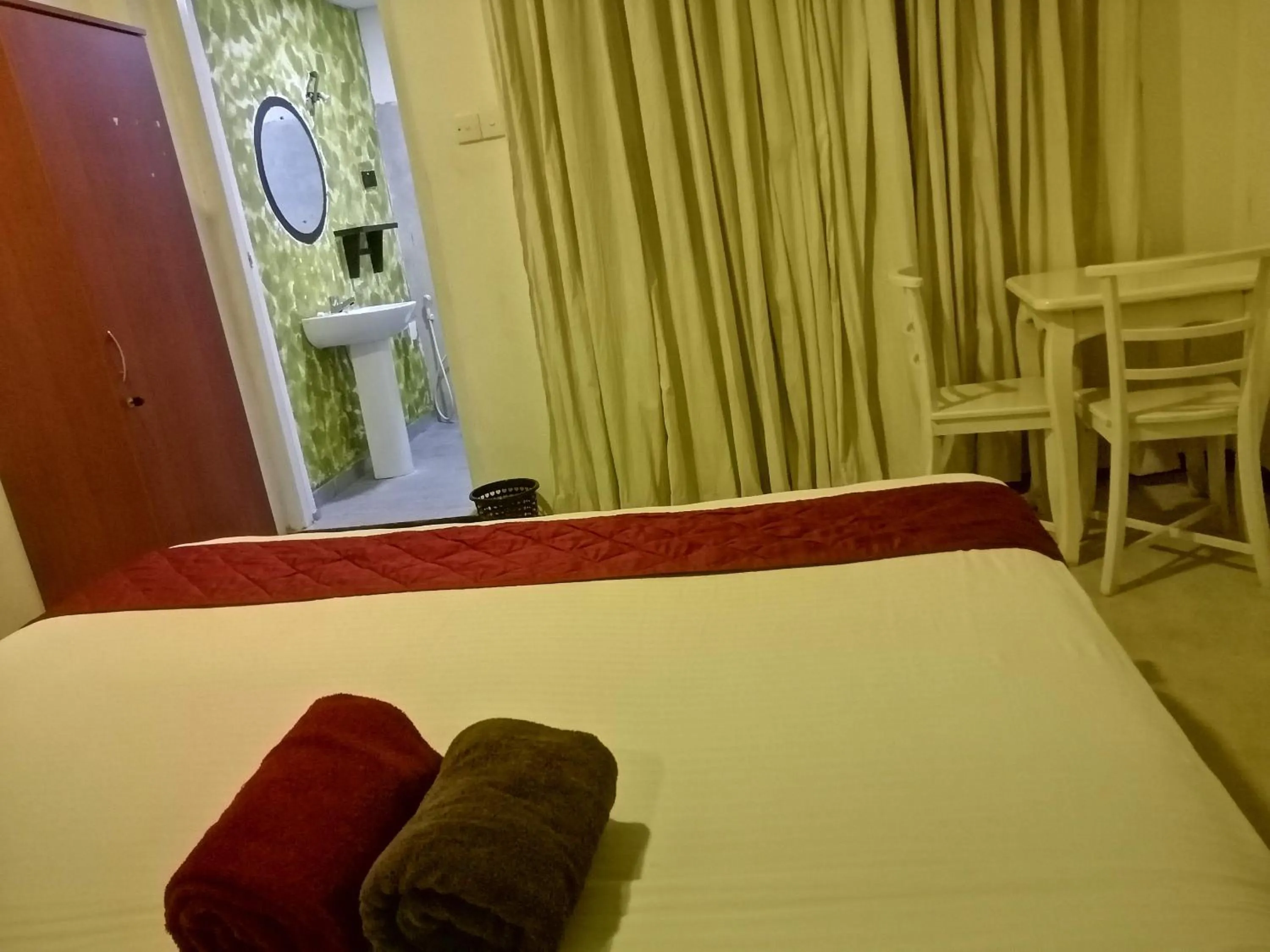 Bedroom, Bed in Sithila Villa