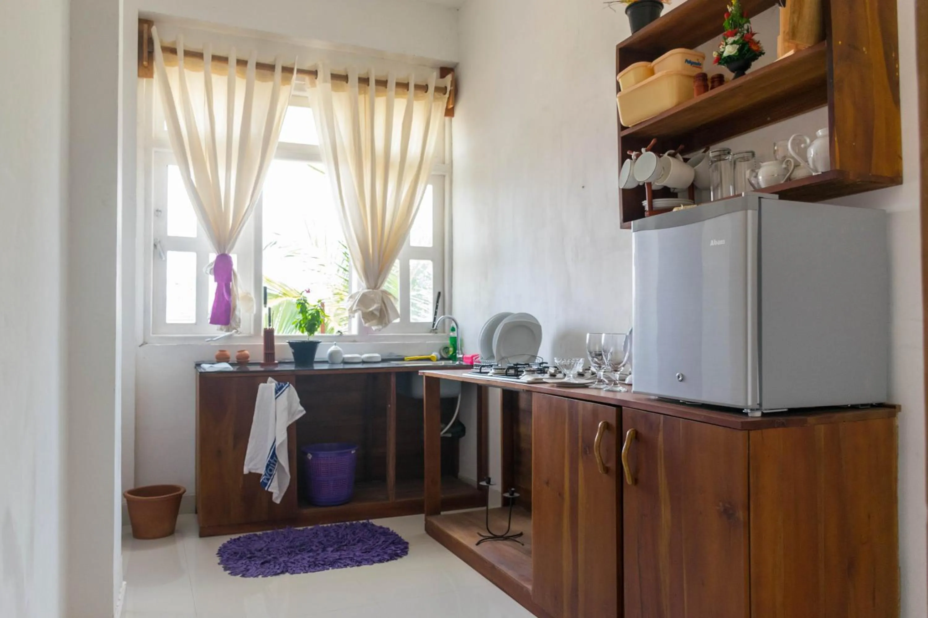 Kitchen or kitchenette in Sithila Villa