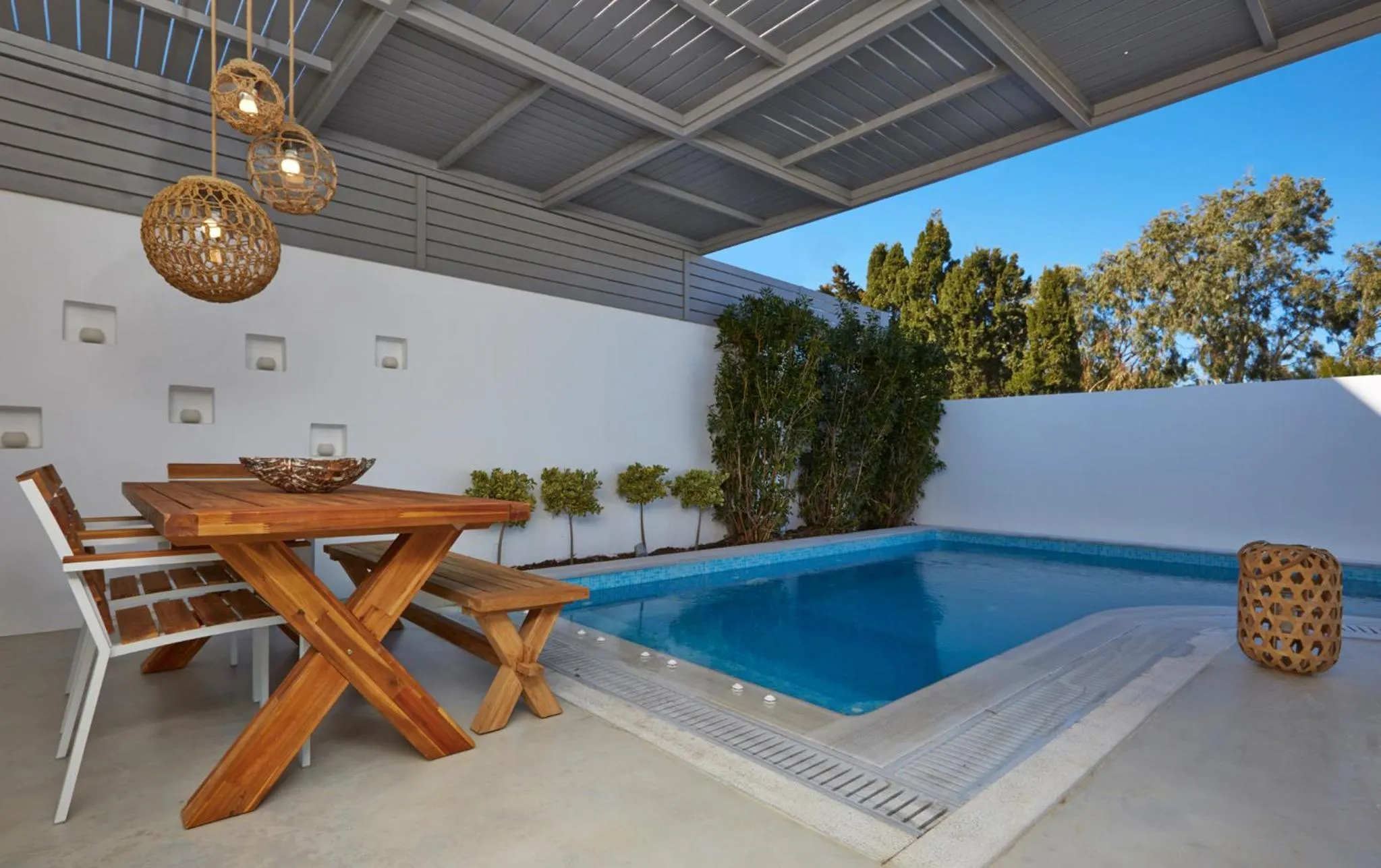 Eolia Kamari Villa