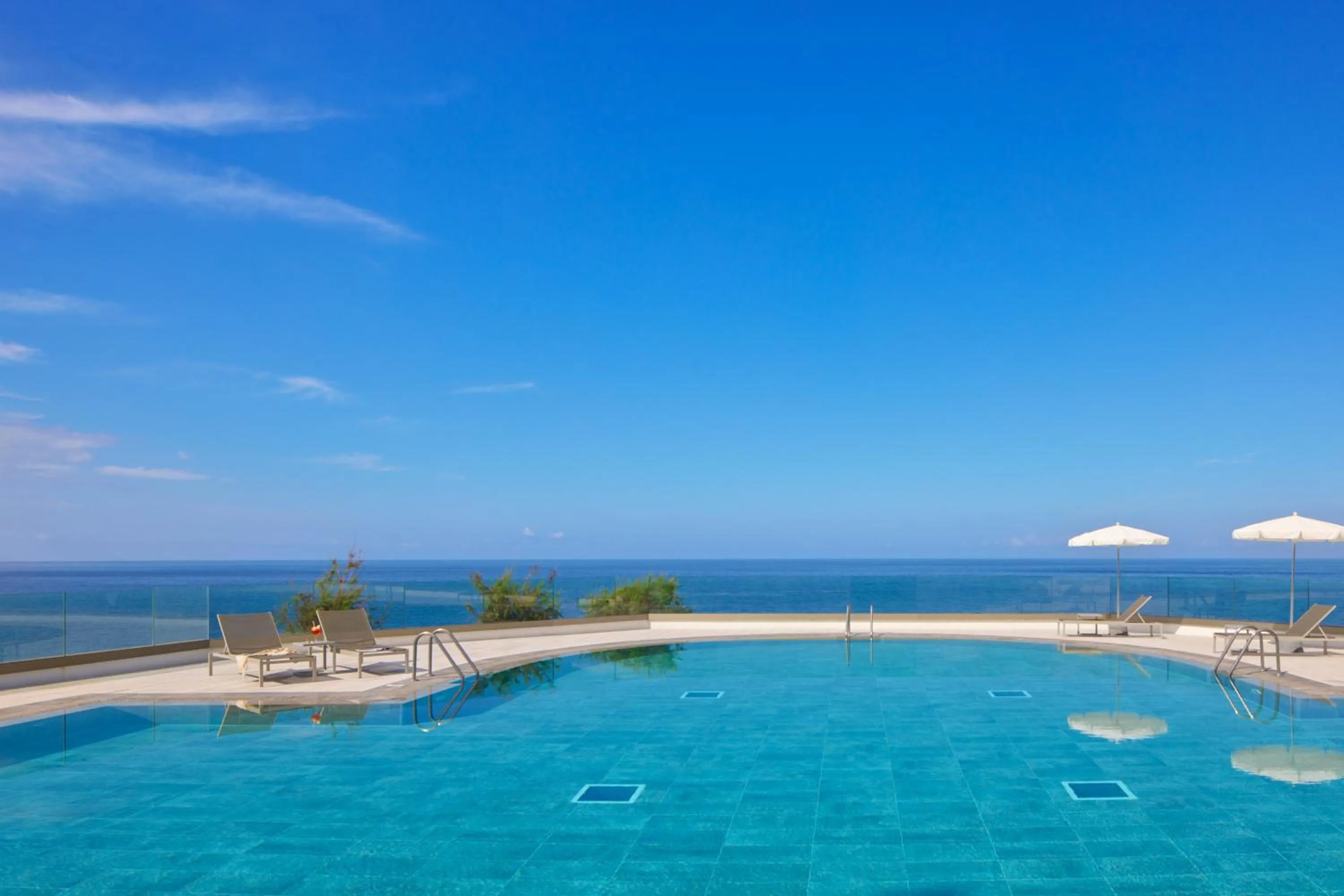 Swimming pool in Sol La Palma