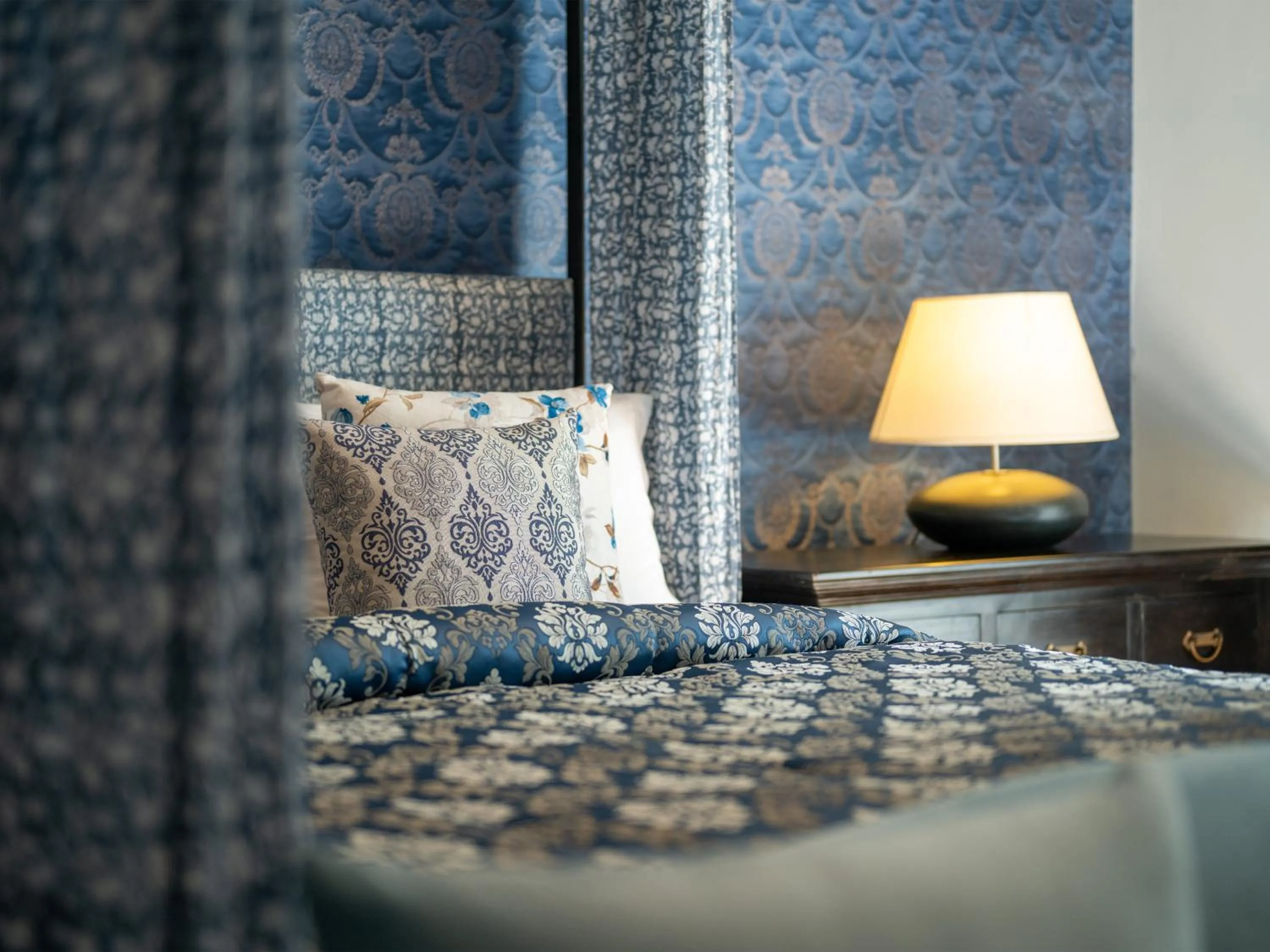 Bed in Hill Rise Luxury Villa & Stables by Edwards Collection - Nuwara Eliya