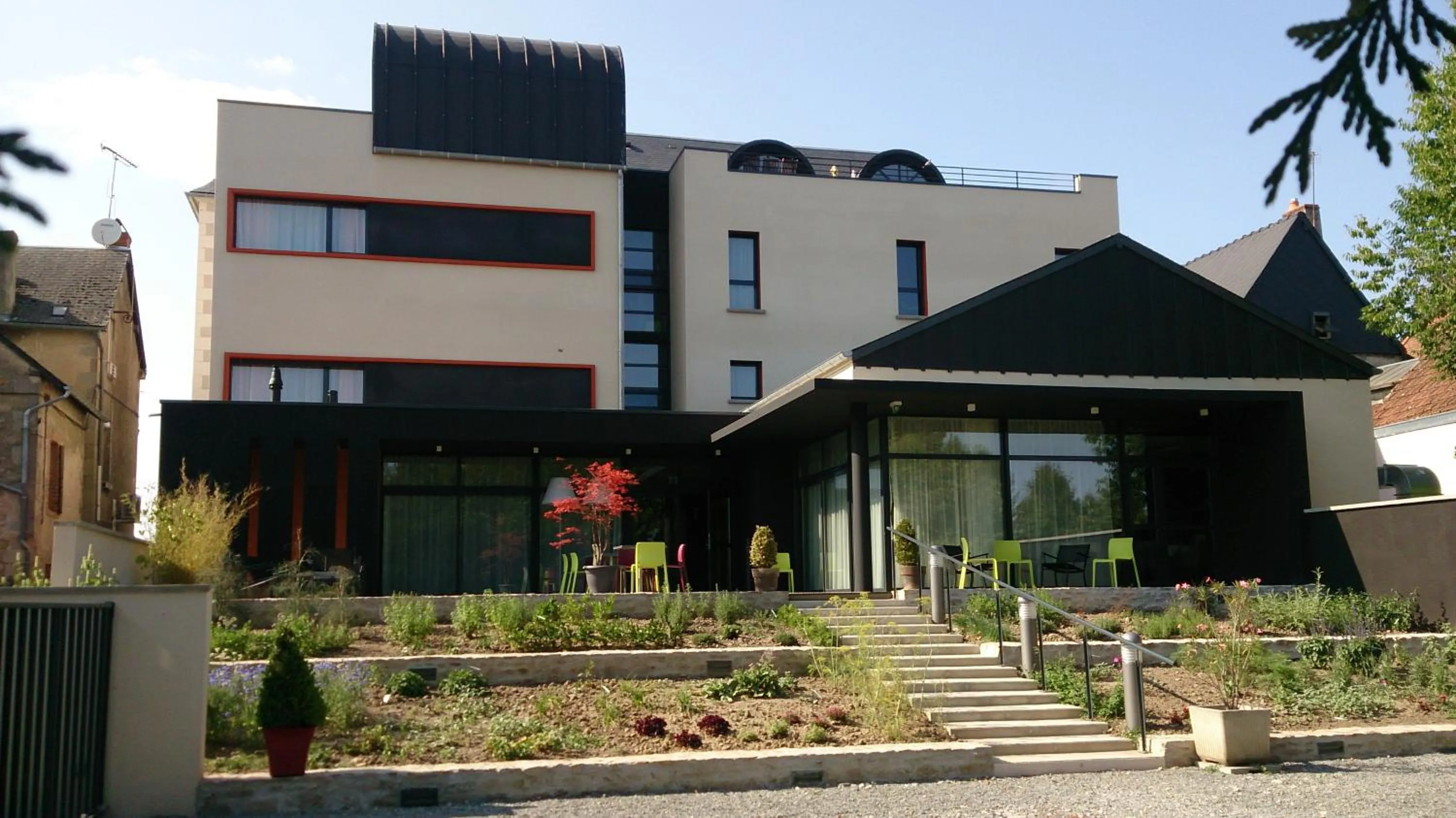 Restaurant/places to eat in Logis Hôtel du Morvan - Restaurant la Table de Jérôme