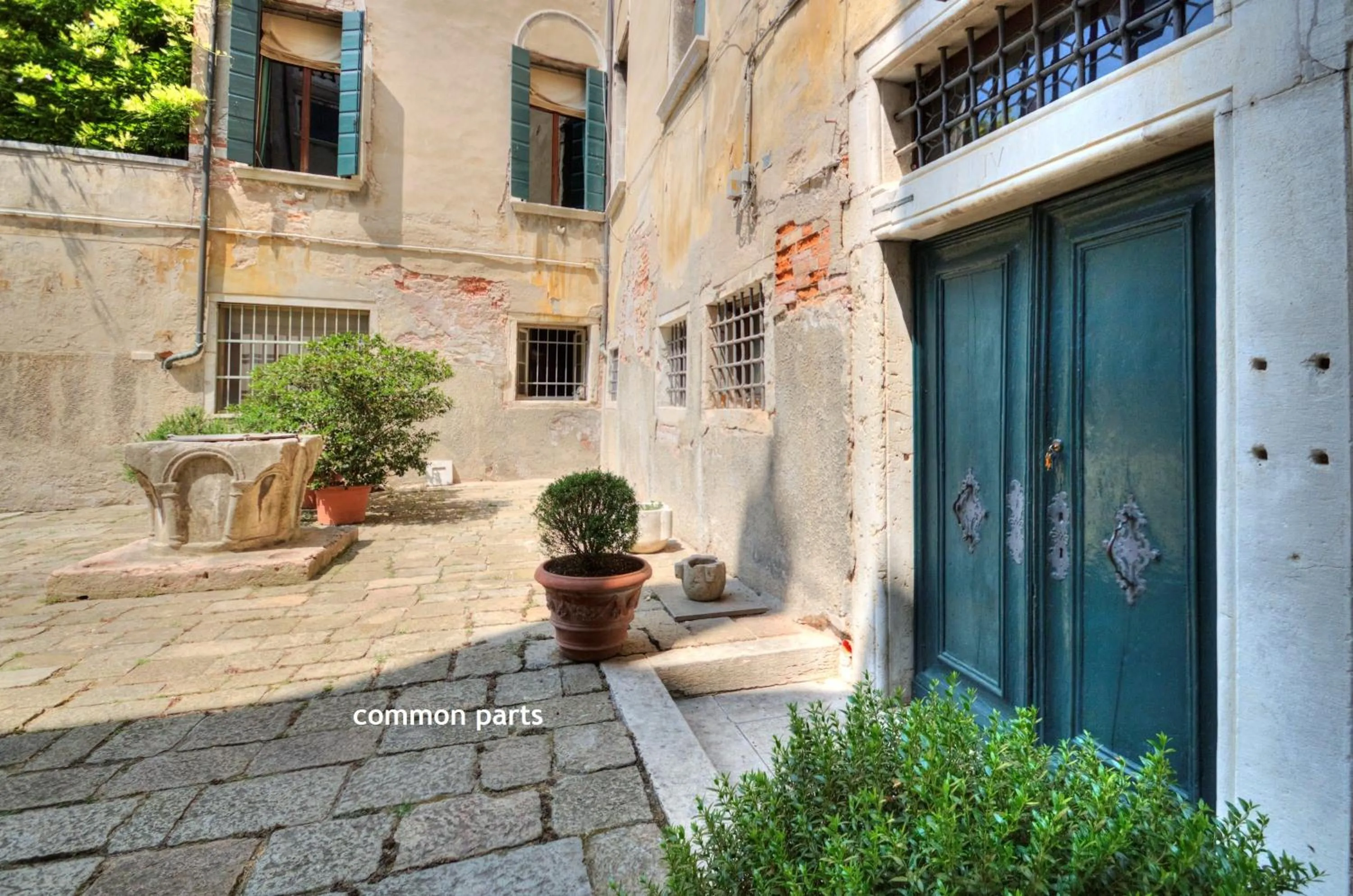 Facade/entrance in TRIBUNO Grand Canal