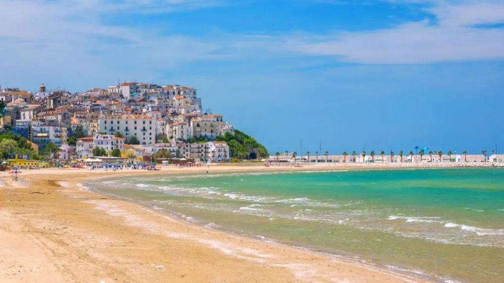 Property building in Hotel Borgo Marina