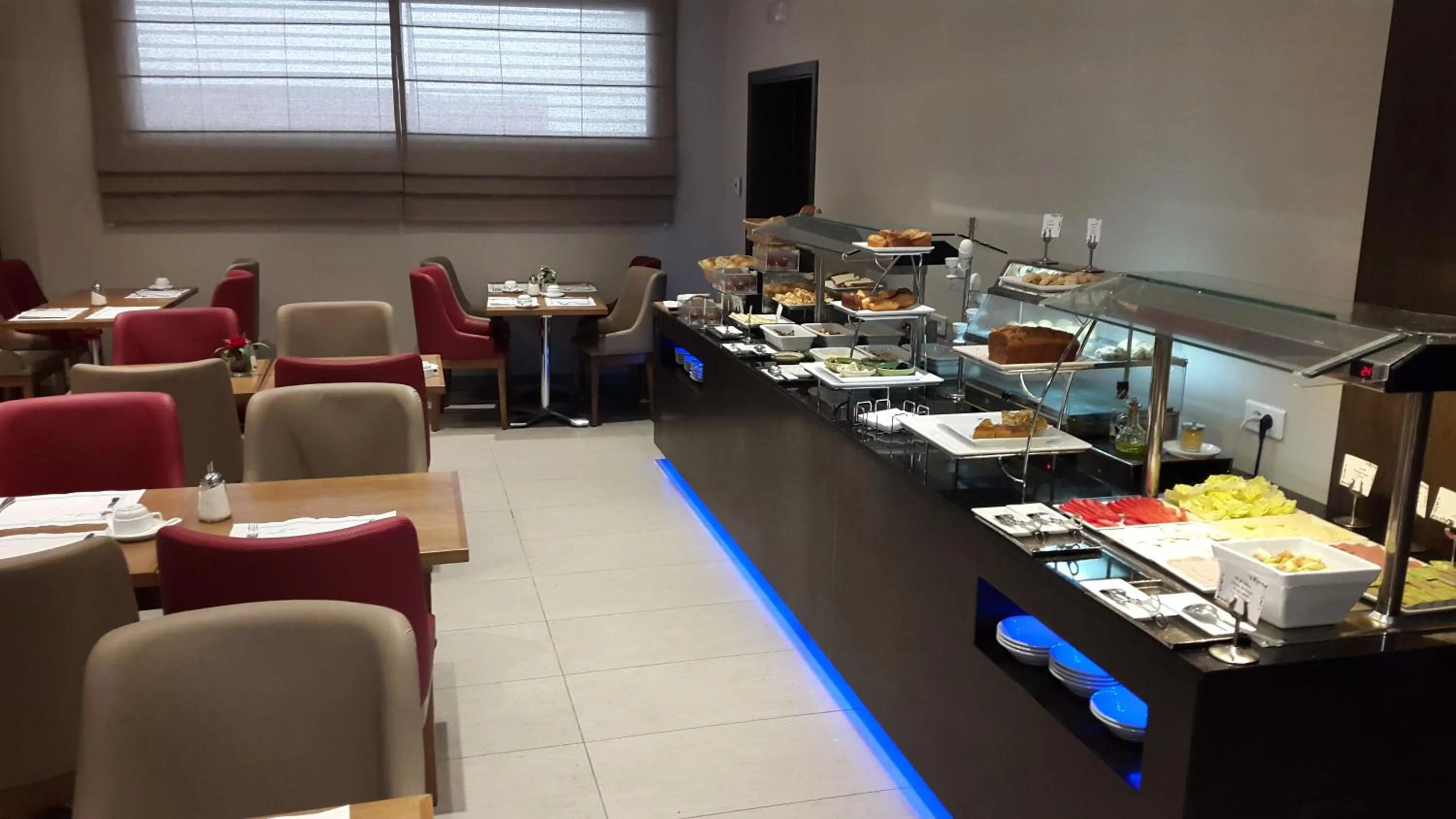 Restaurant/places to eat in Hôtel Belvédère Fourati