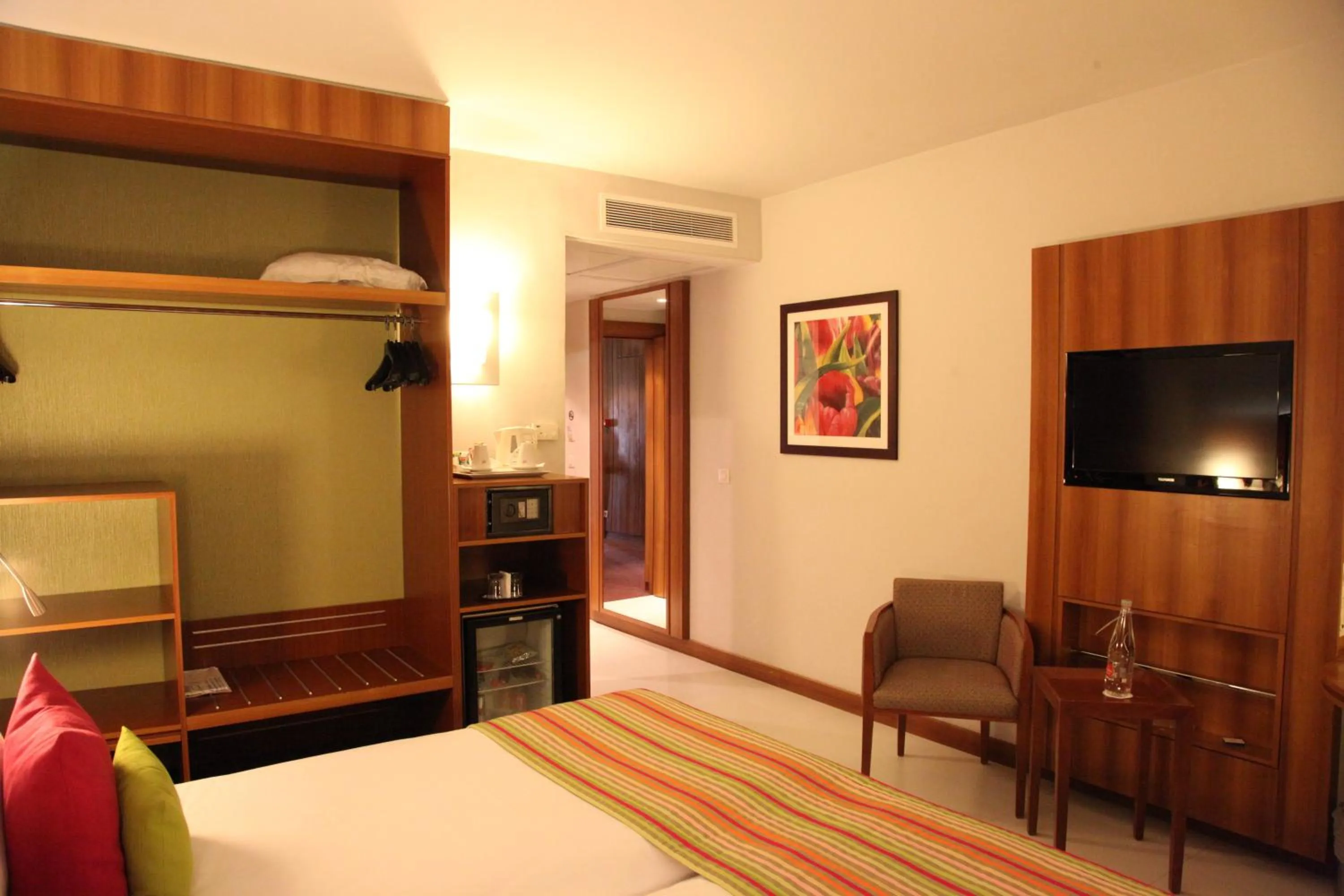 Decorative detail, Bed in Hôtel Belvédère Fourati