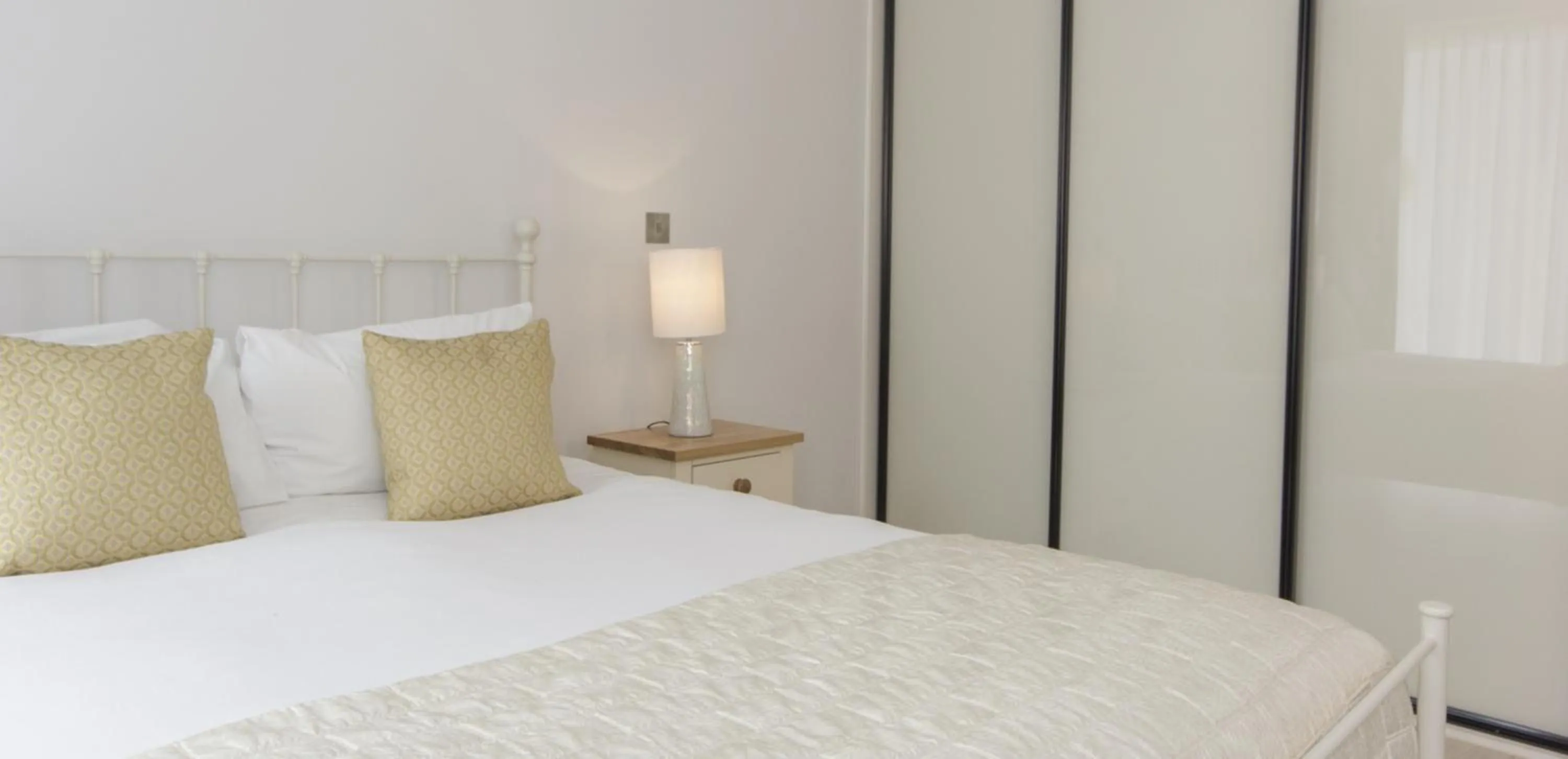 Bedroom, Bed in Citystay Living - Vesta Apartments