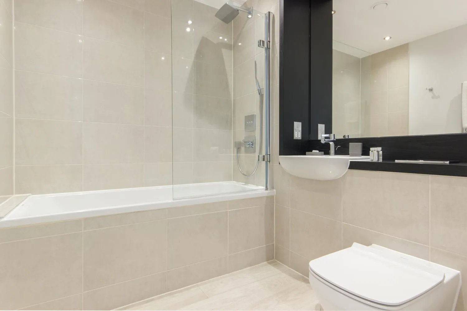 Shower in Citystay Living - Vesta Apartments