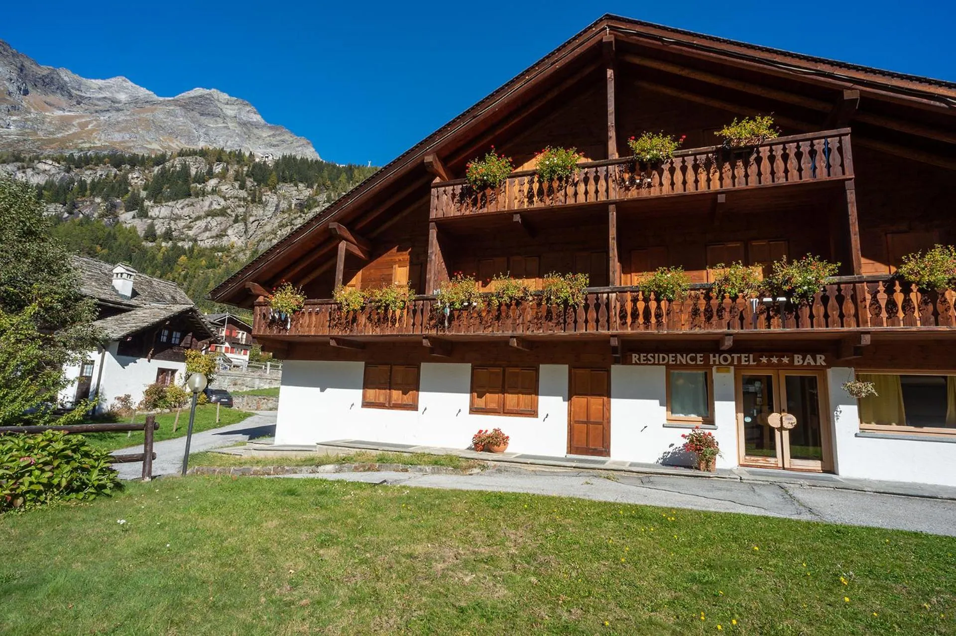 Property building in Residence Monterosa