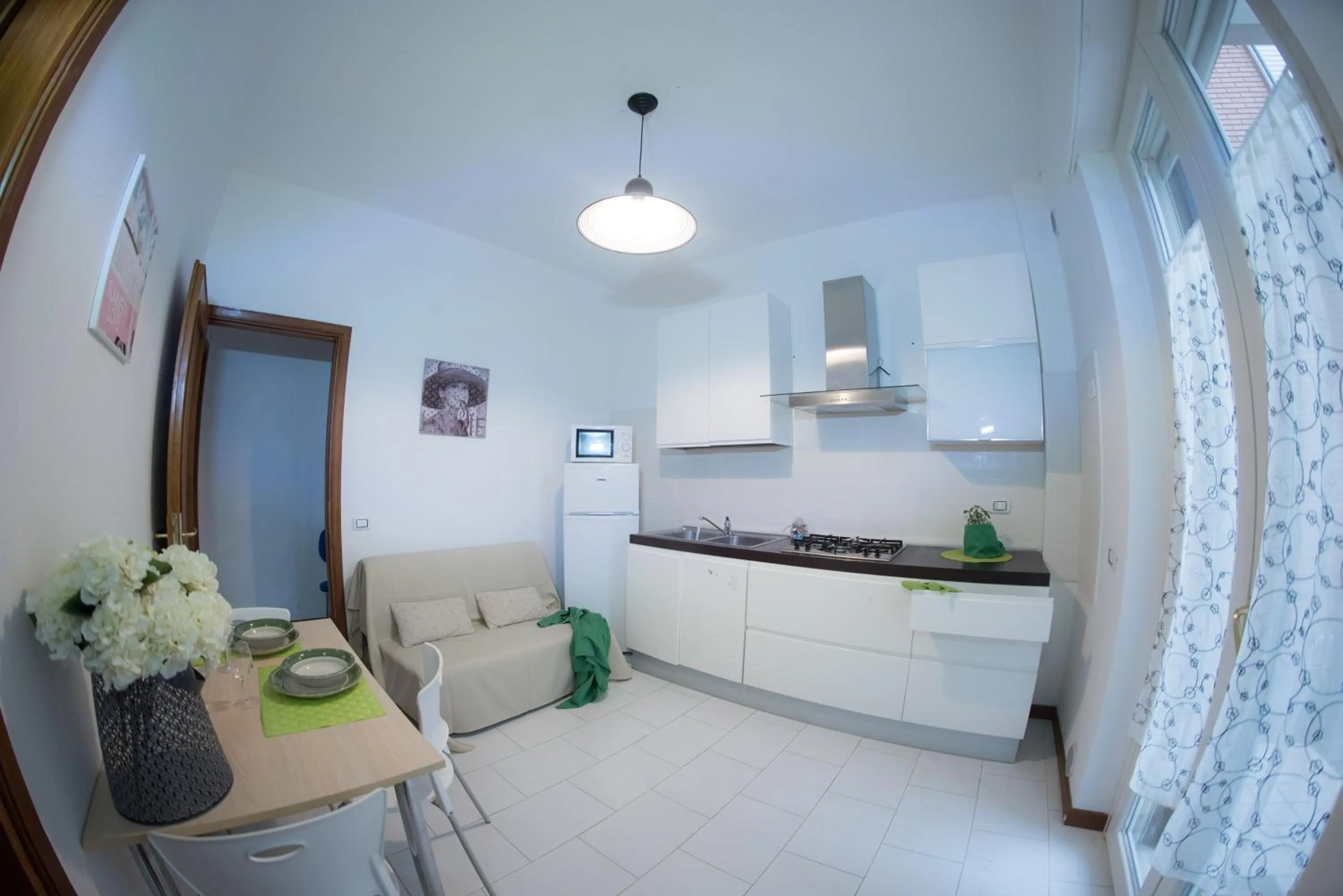 Kitchen or kitchenette in Le Dimore del Sole LT