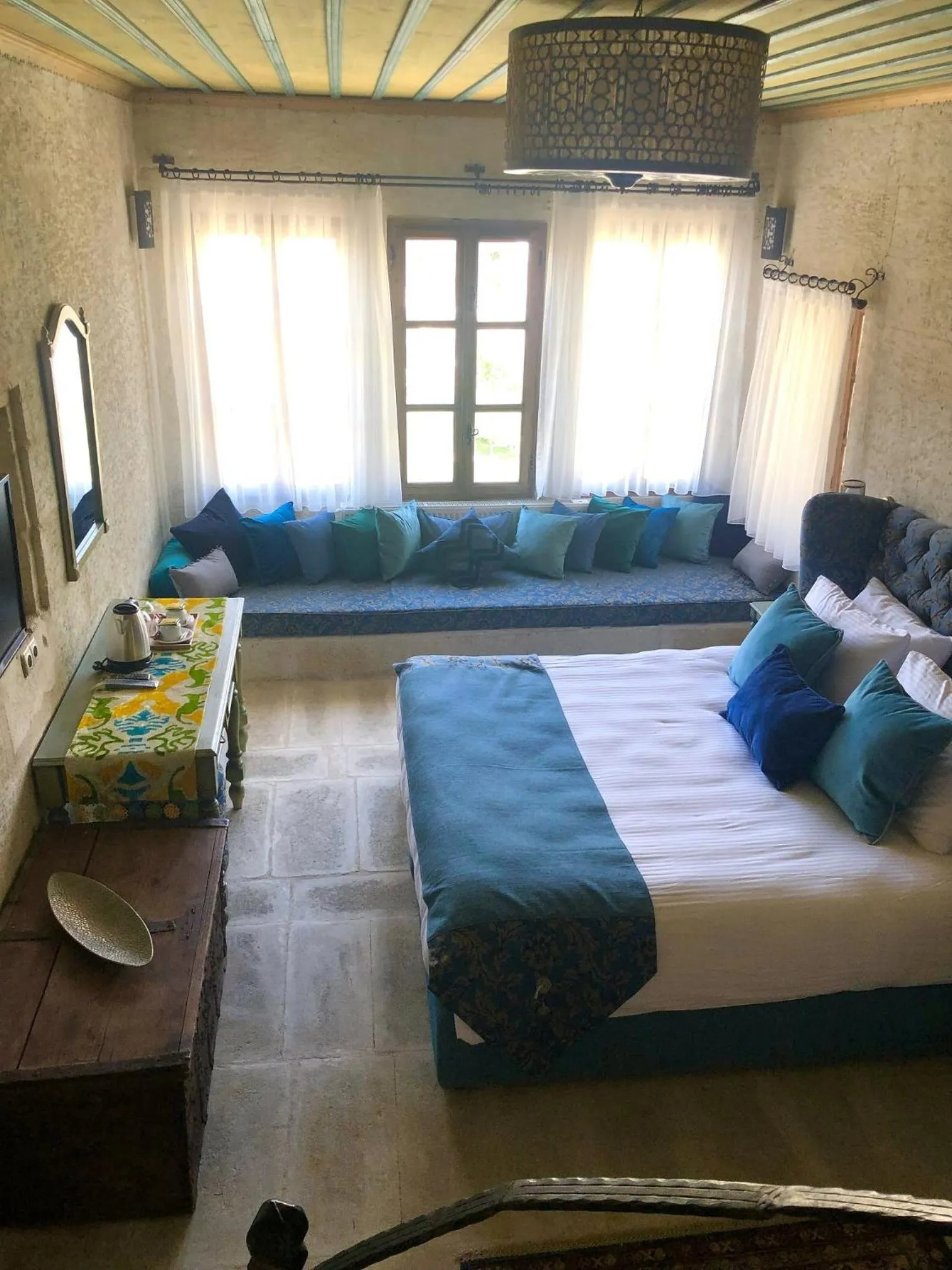 Photo of the whole room, Bed in Elaa Cave Hotel