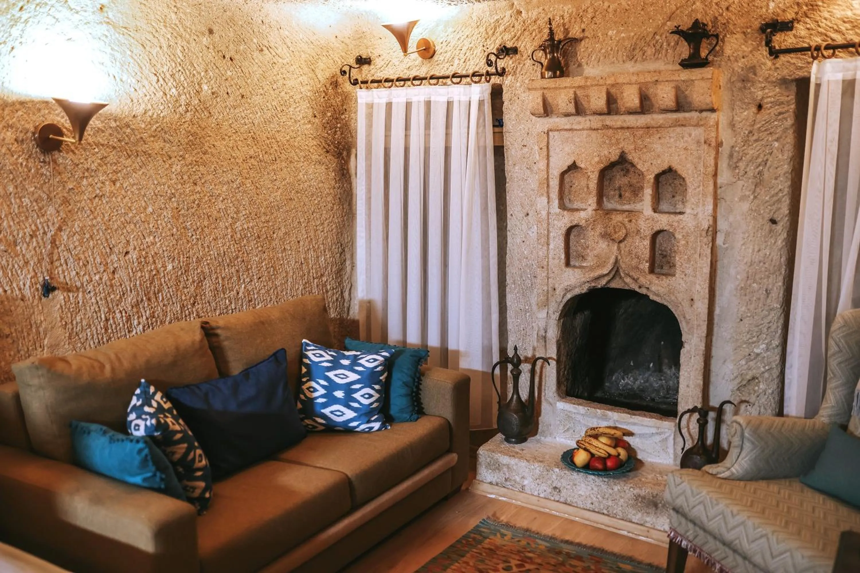 Seating area in Elaa Cave Hotel