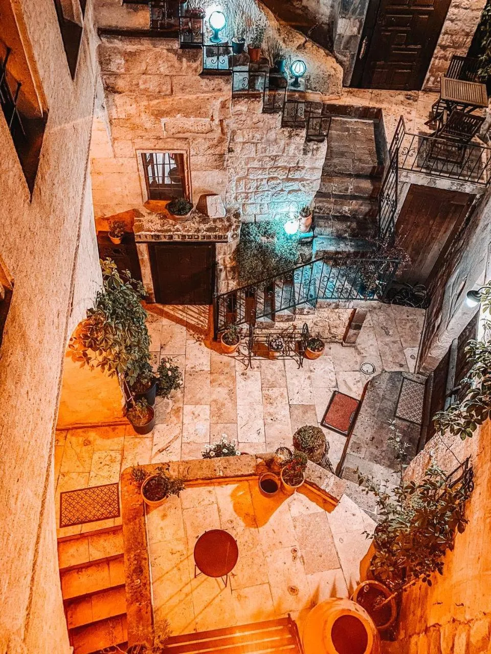 Patio in Elaa Cave Hotel