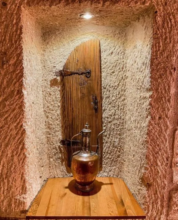 Massage in Elaa Cave Hotel