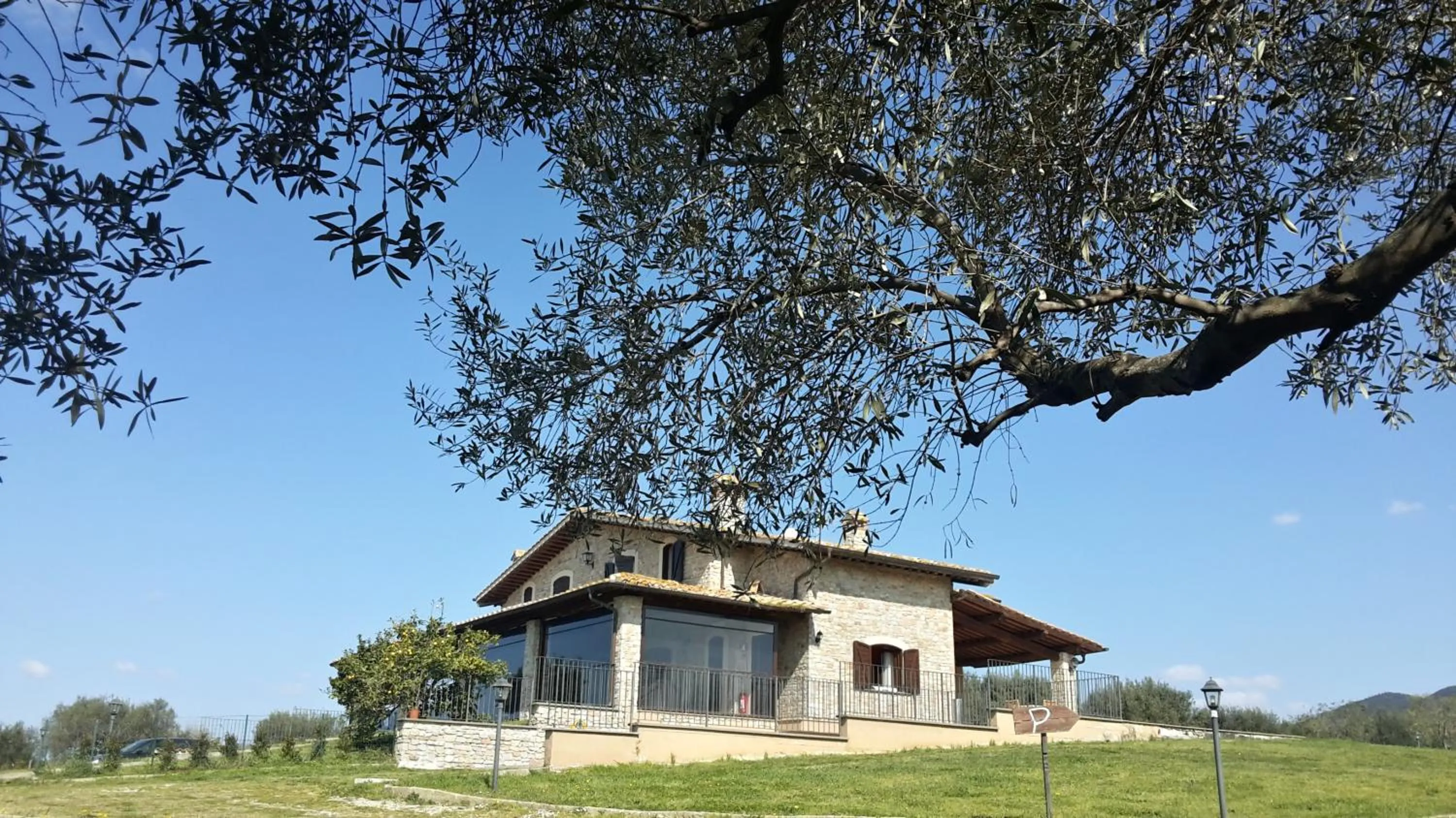 Property building in Villa Klinai