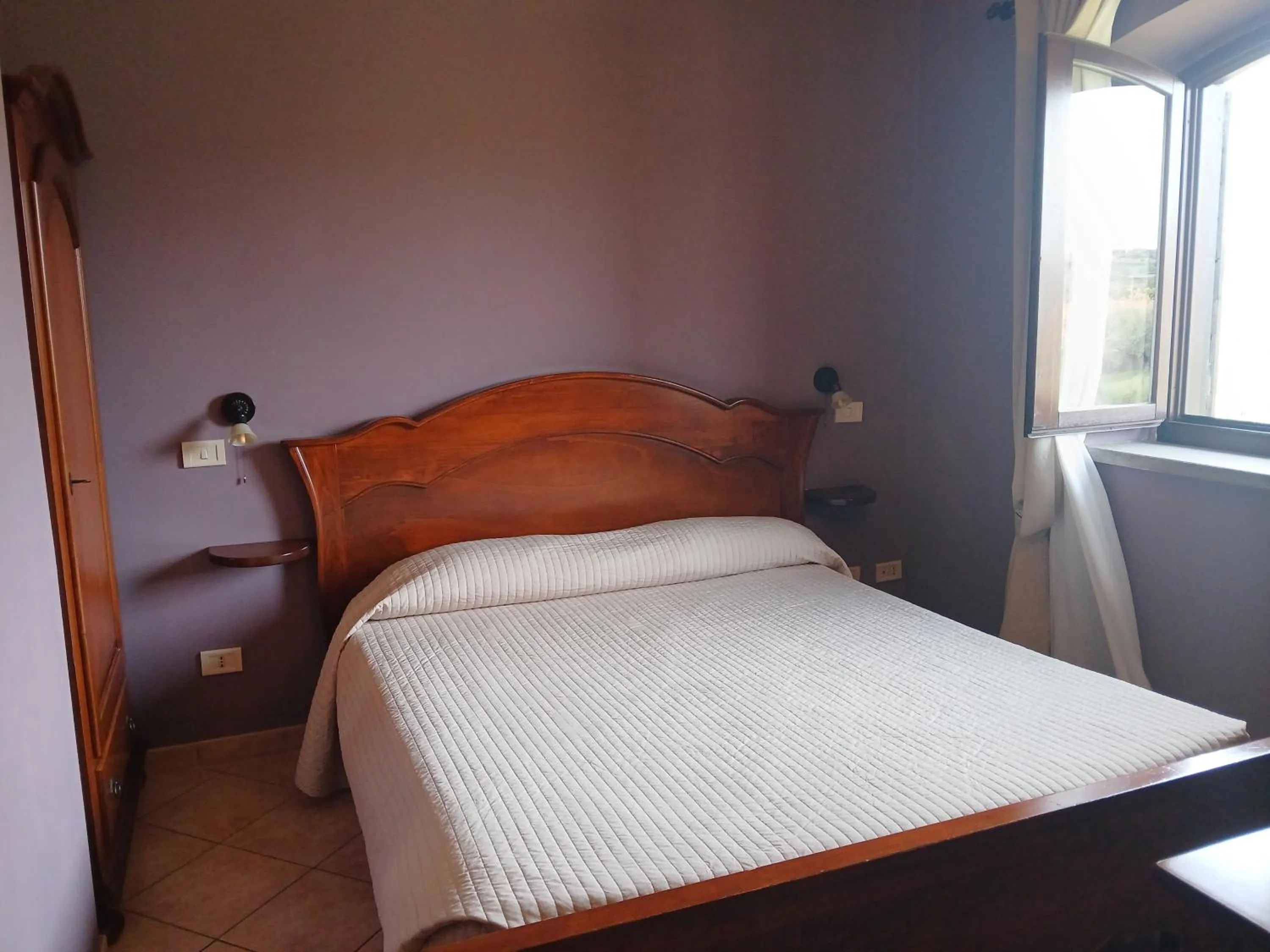 Bedroom, Bed in Villa Klinai