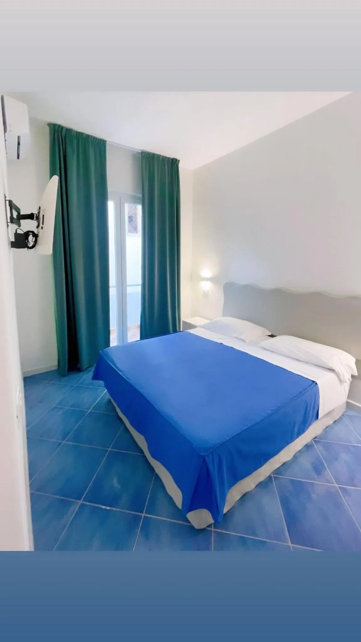 Bed in Hotel Cesotta