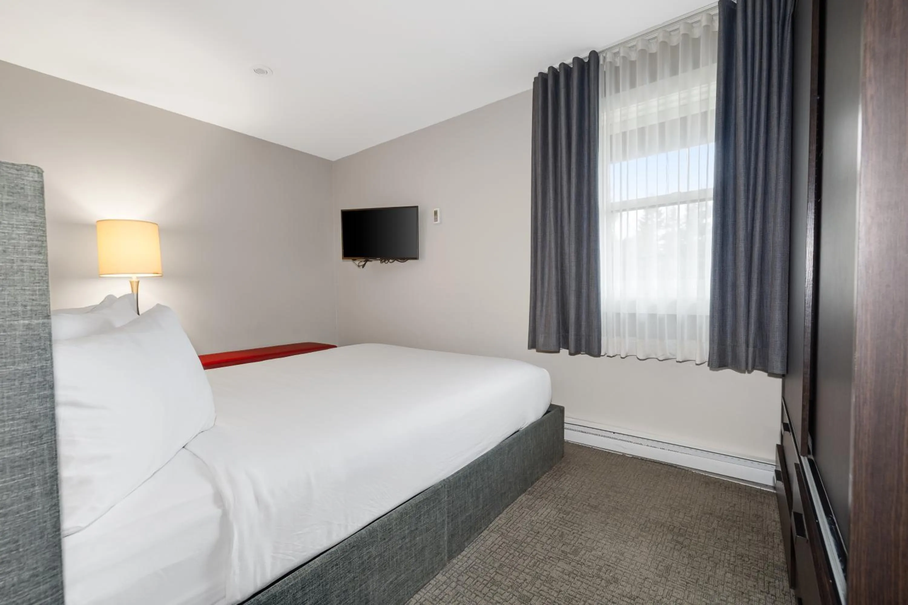 Bed in Lake Placid Inn: Residences