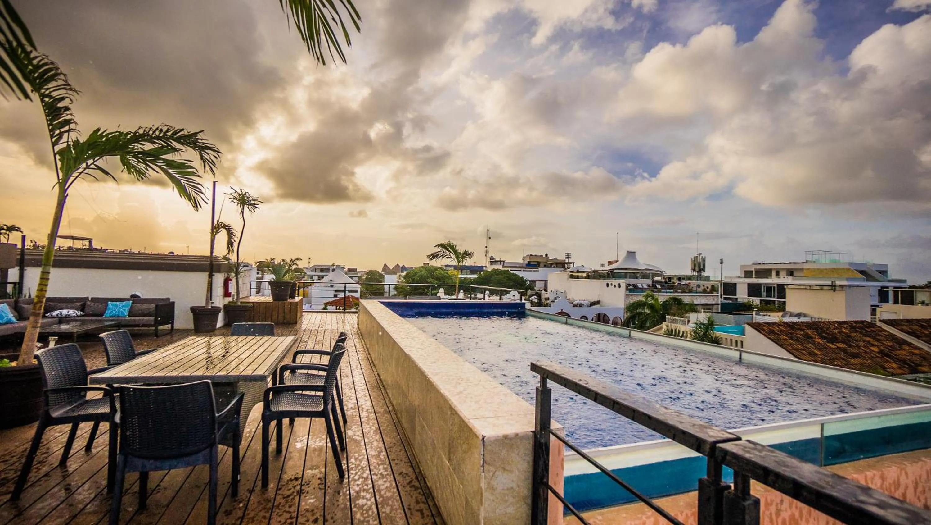 Balcony/Terrace in Lotus Midtown Apartments by BVR