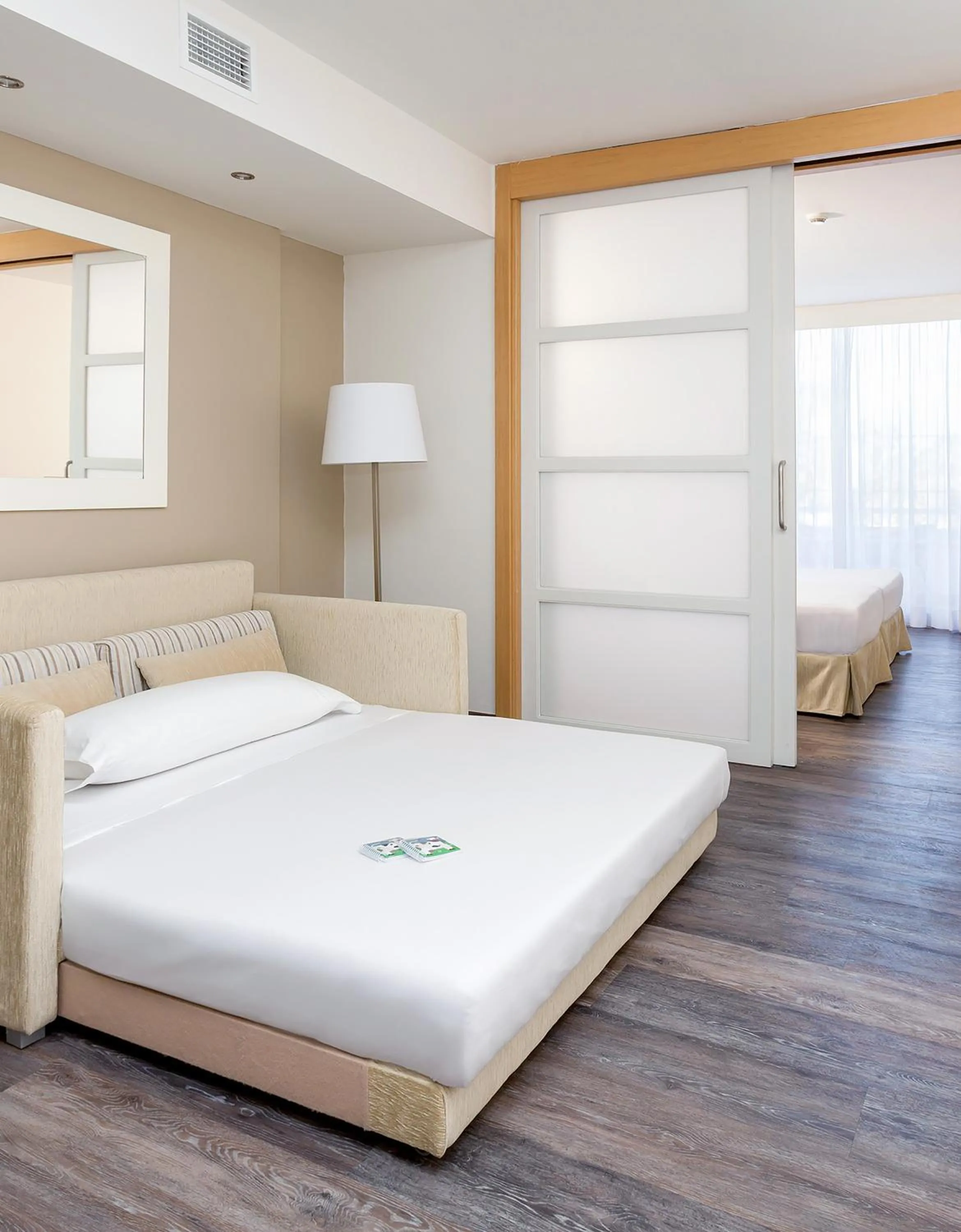 Bed in Sol Lanzarote - All Inclusive