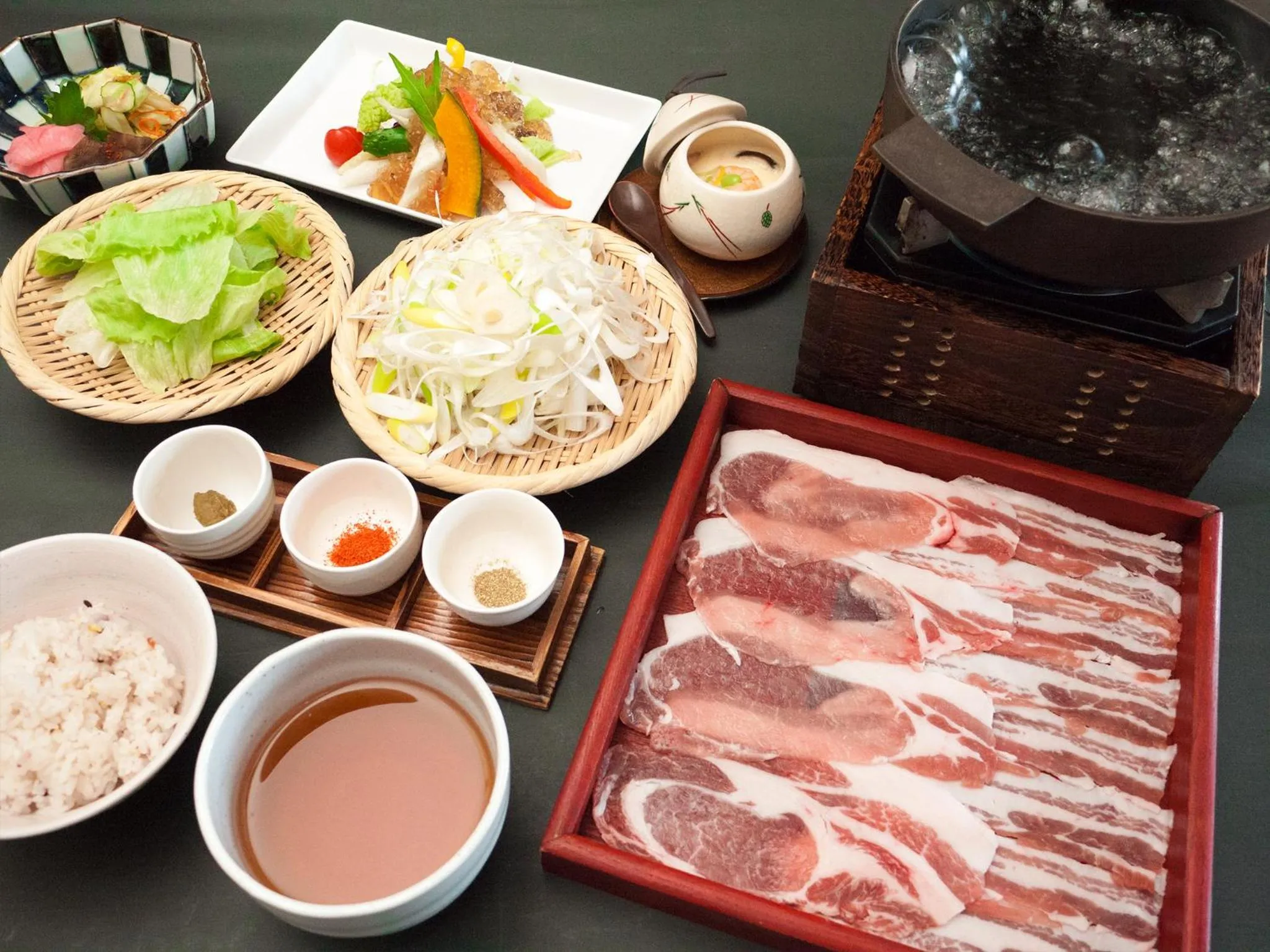 Dinner in Hotel Folkloro Hanamakitowa