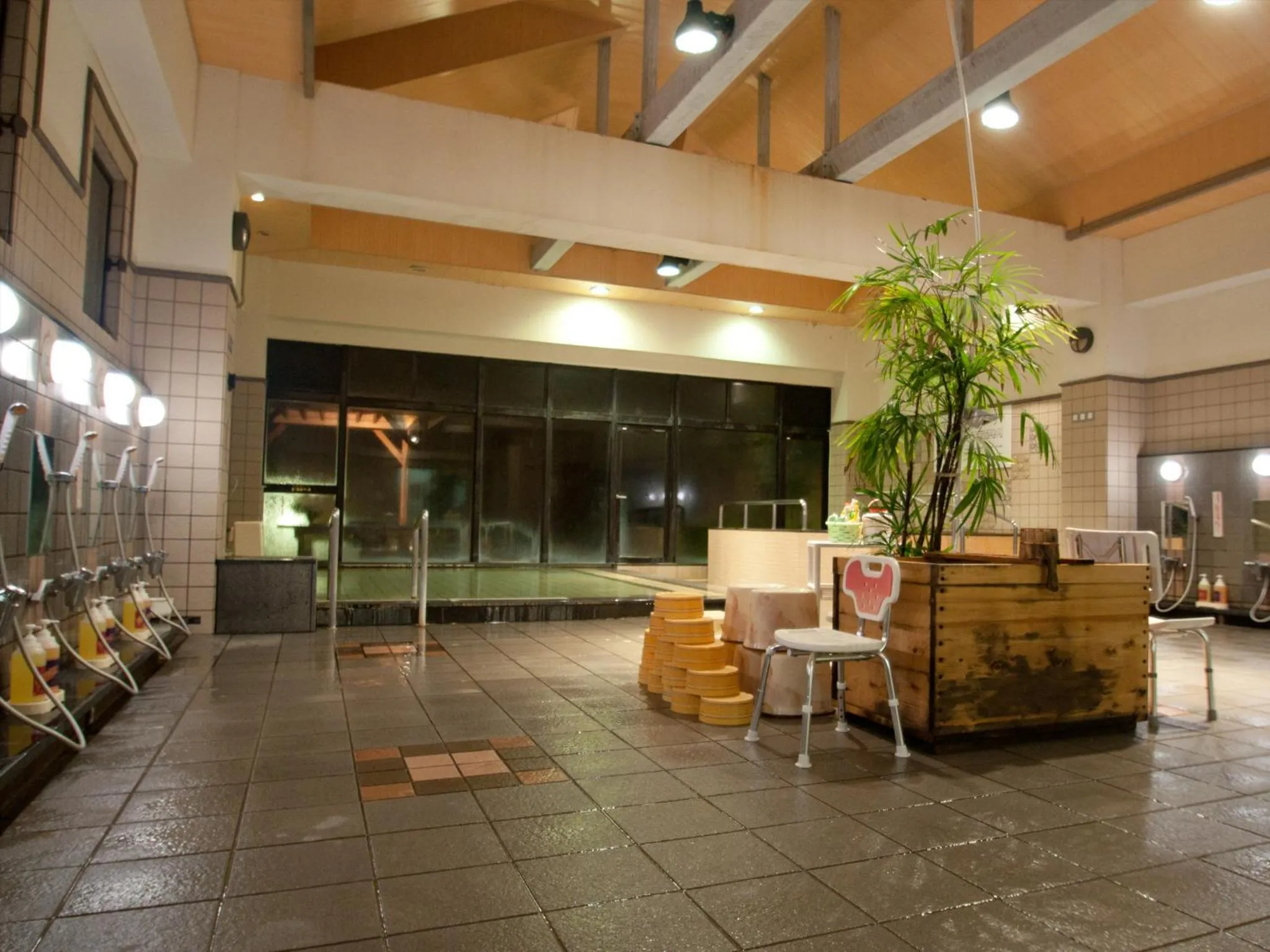 Hot Spring Bath in Hotel Folkloro Hanamakitowa