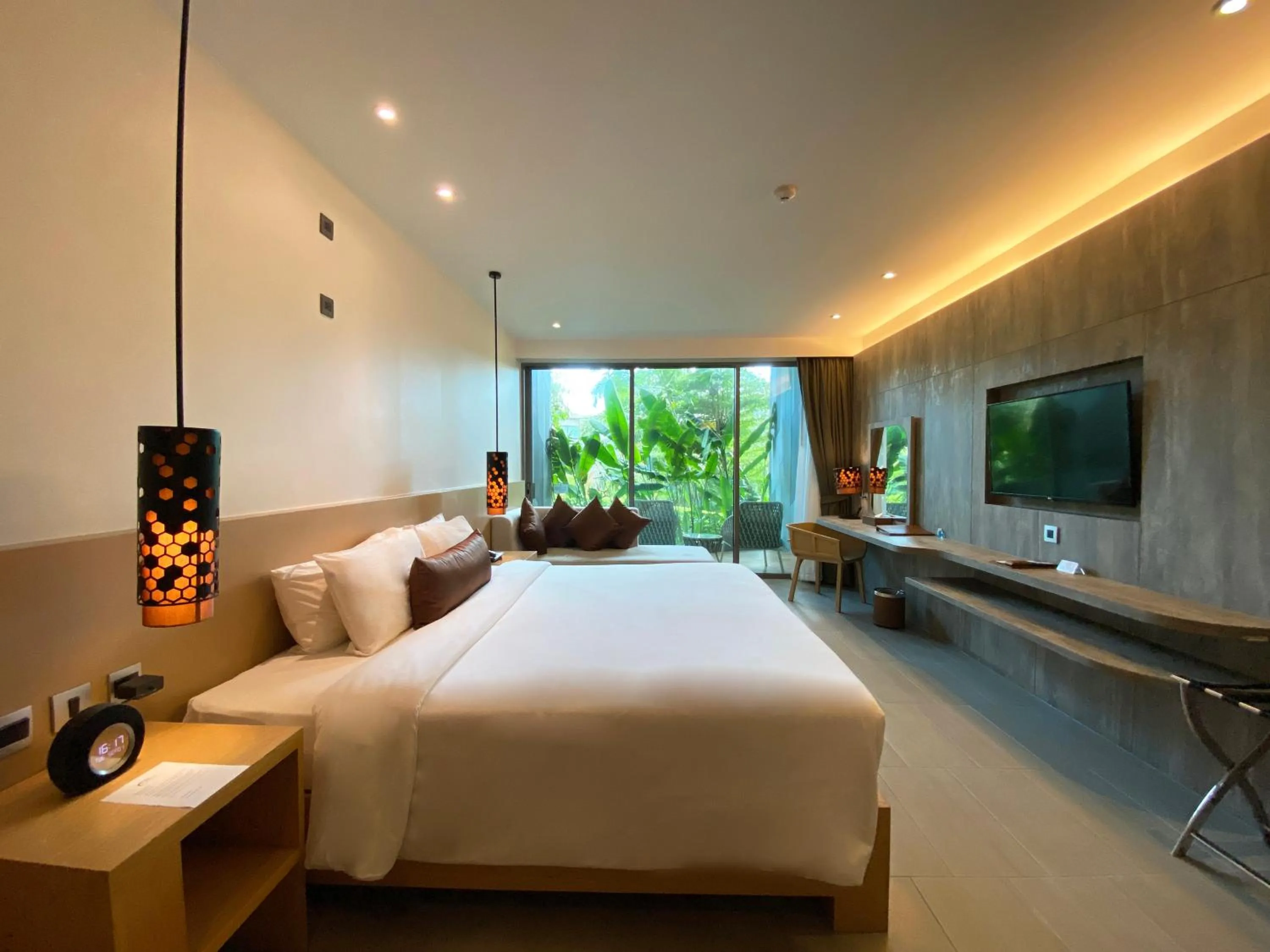 Bedroom, Bed in Crest Resort & Pool Villas - SHA Extra Plus
