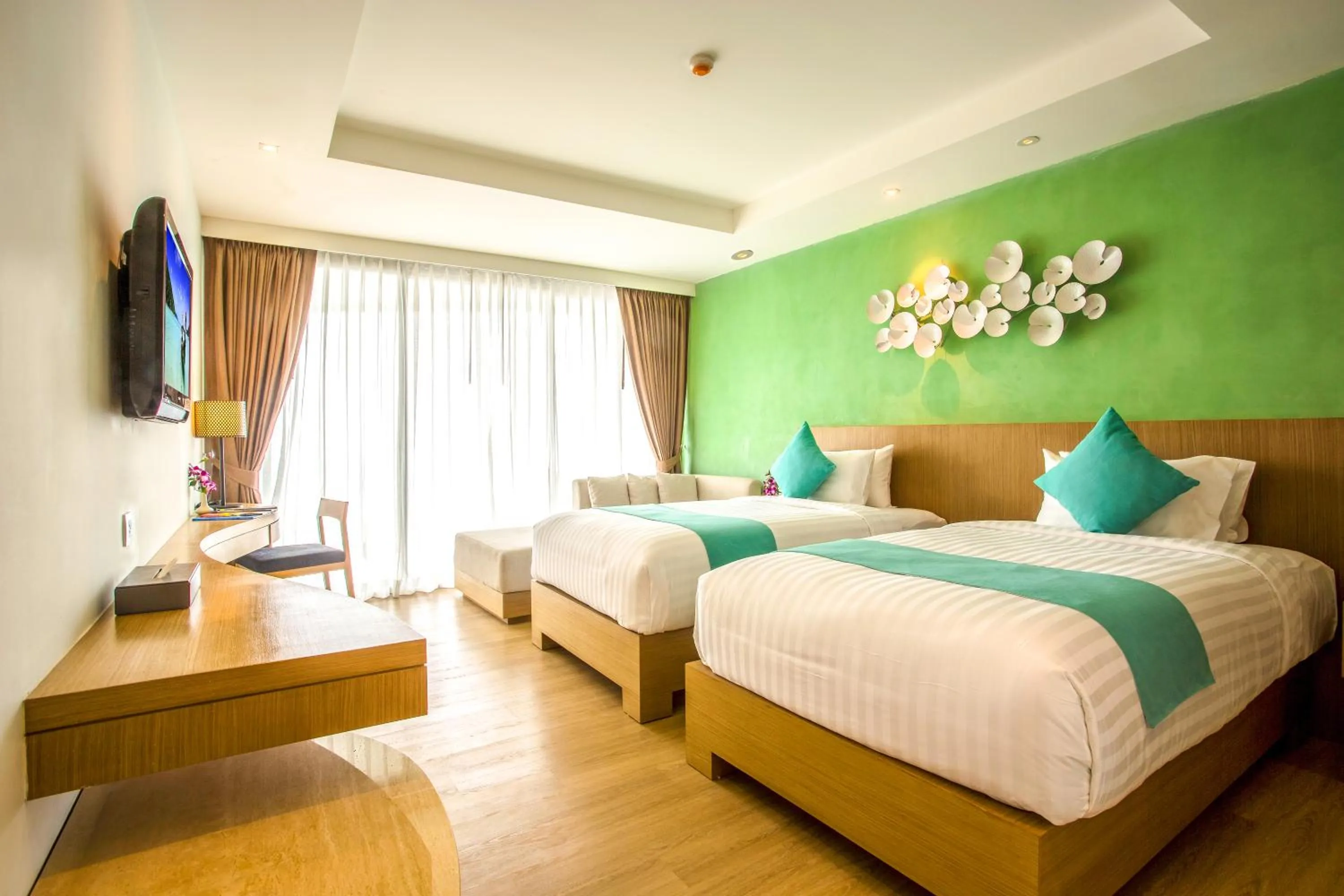 Day, Bed in Crest Resort & Pool Villas - SHA Extra Plus