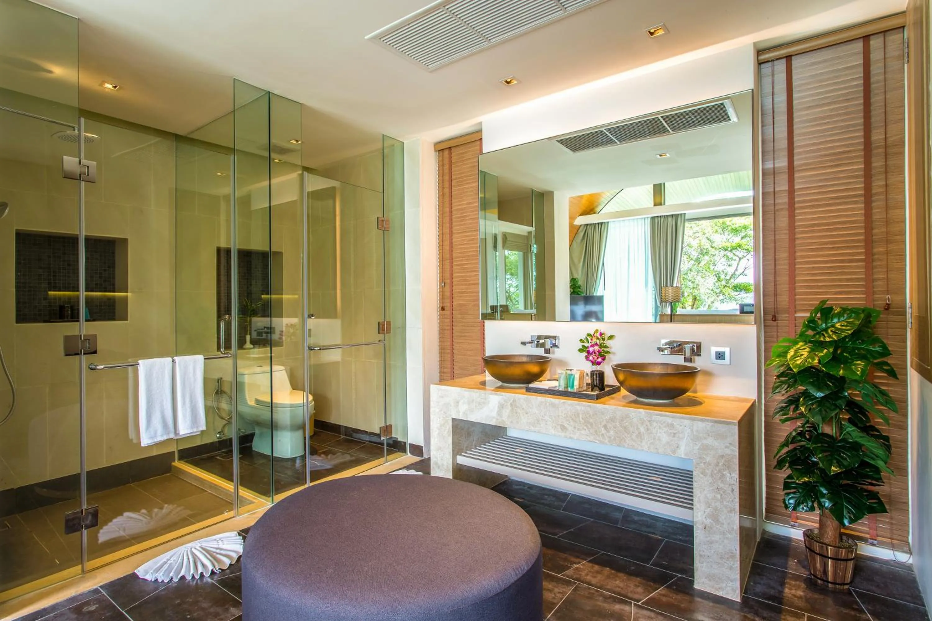 Bathroom in Crest Resort & Pool Villas - SHA Extra Plus