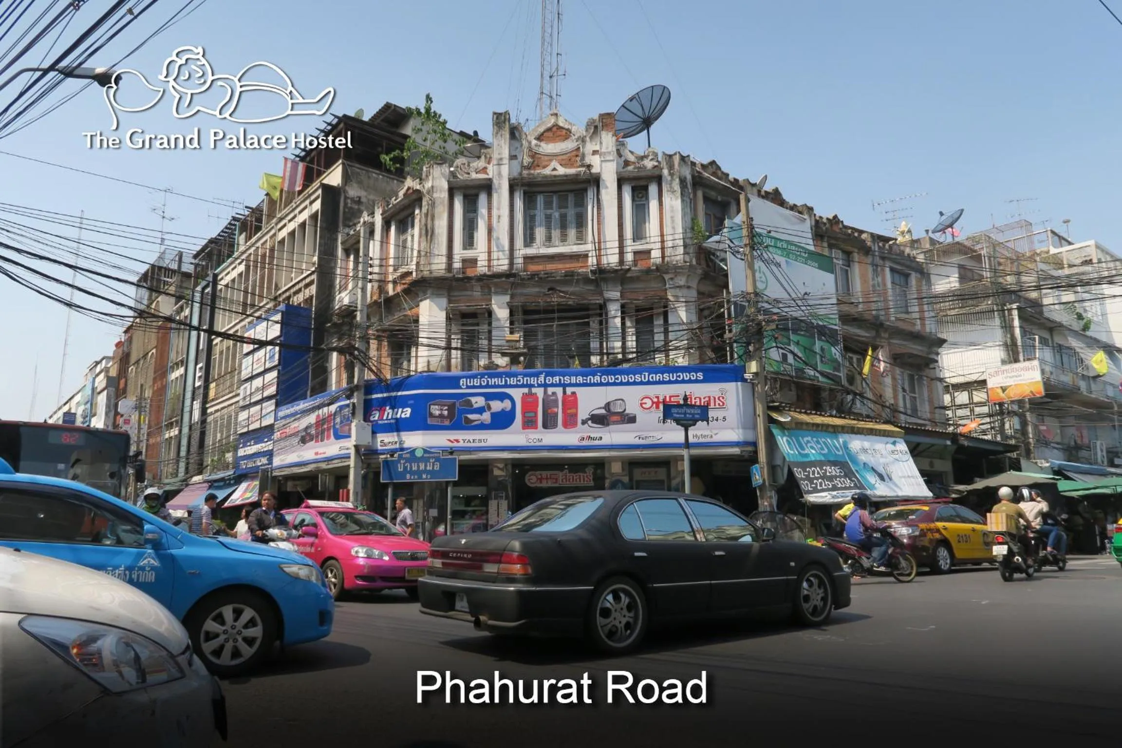 Neighbourhood in The Grand Palace Hotel