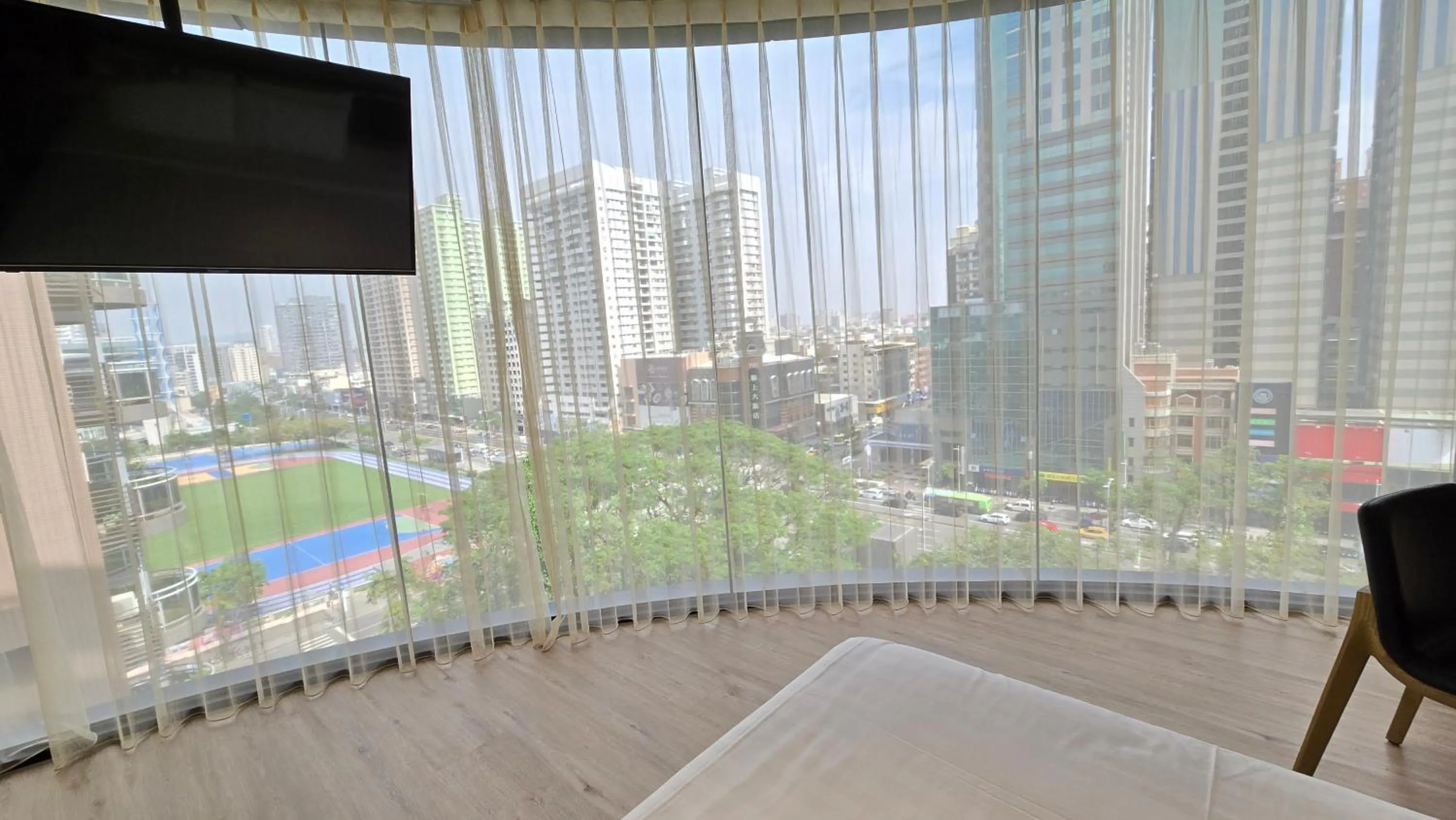 City view in Hotel R14