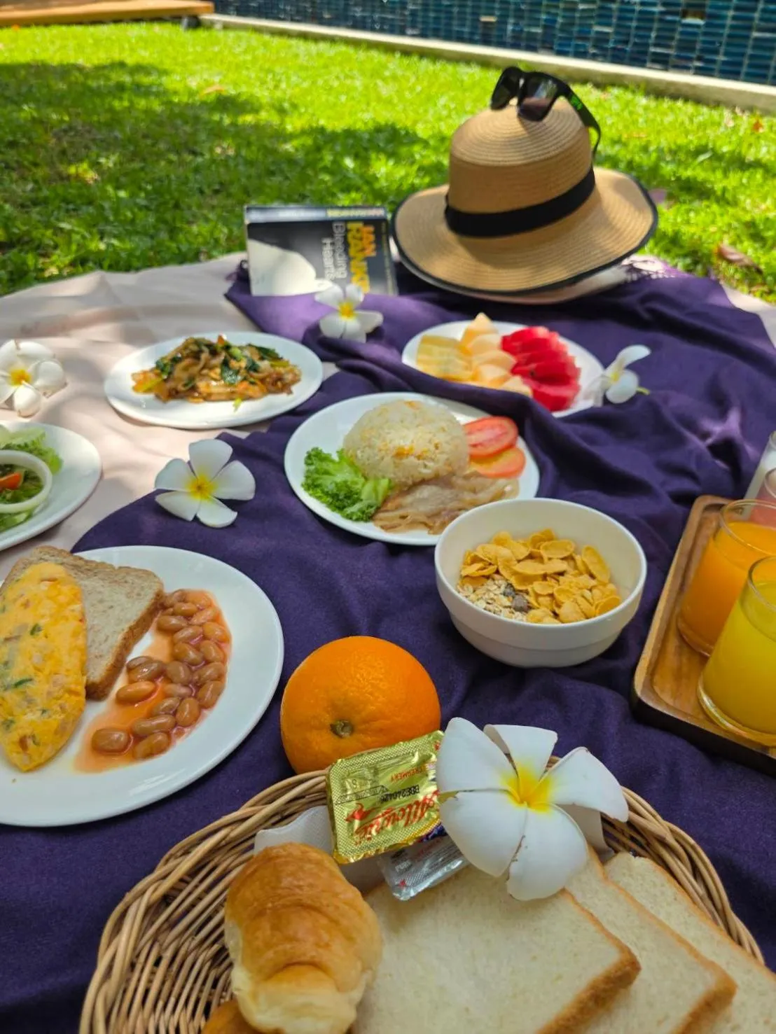 Restaurant/places to eat in The Silver Palm Wellness Resort