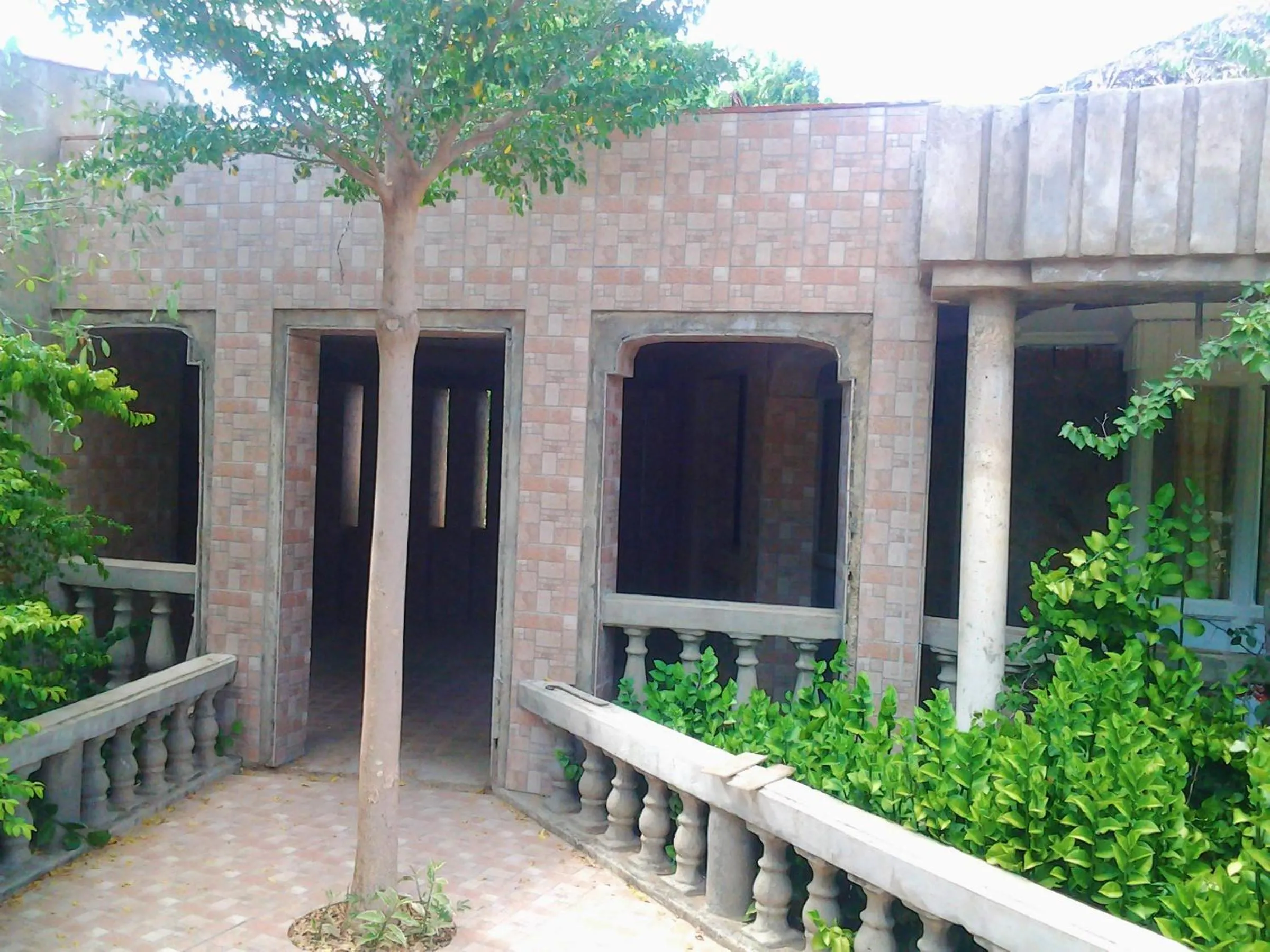 Decorative detail in Proland Inn