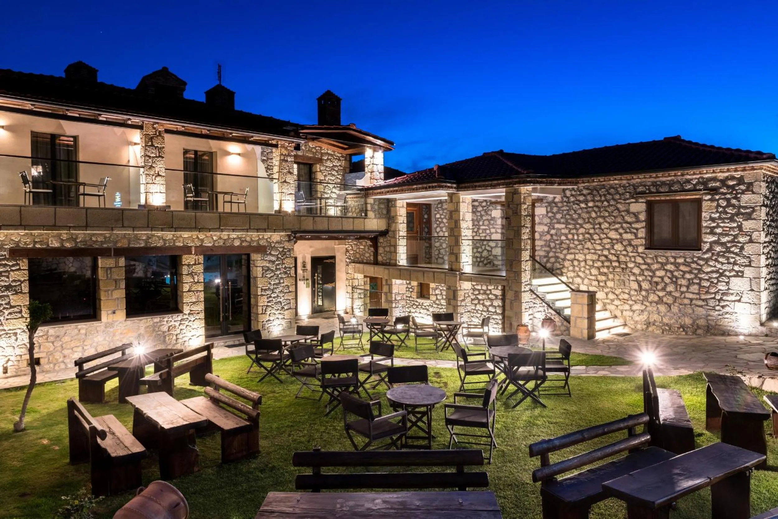 Night in Tsikeli Boutique Hotel Meteora - Adults Friendly