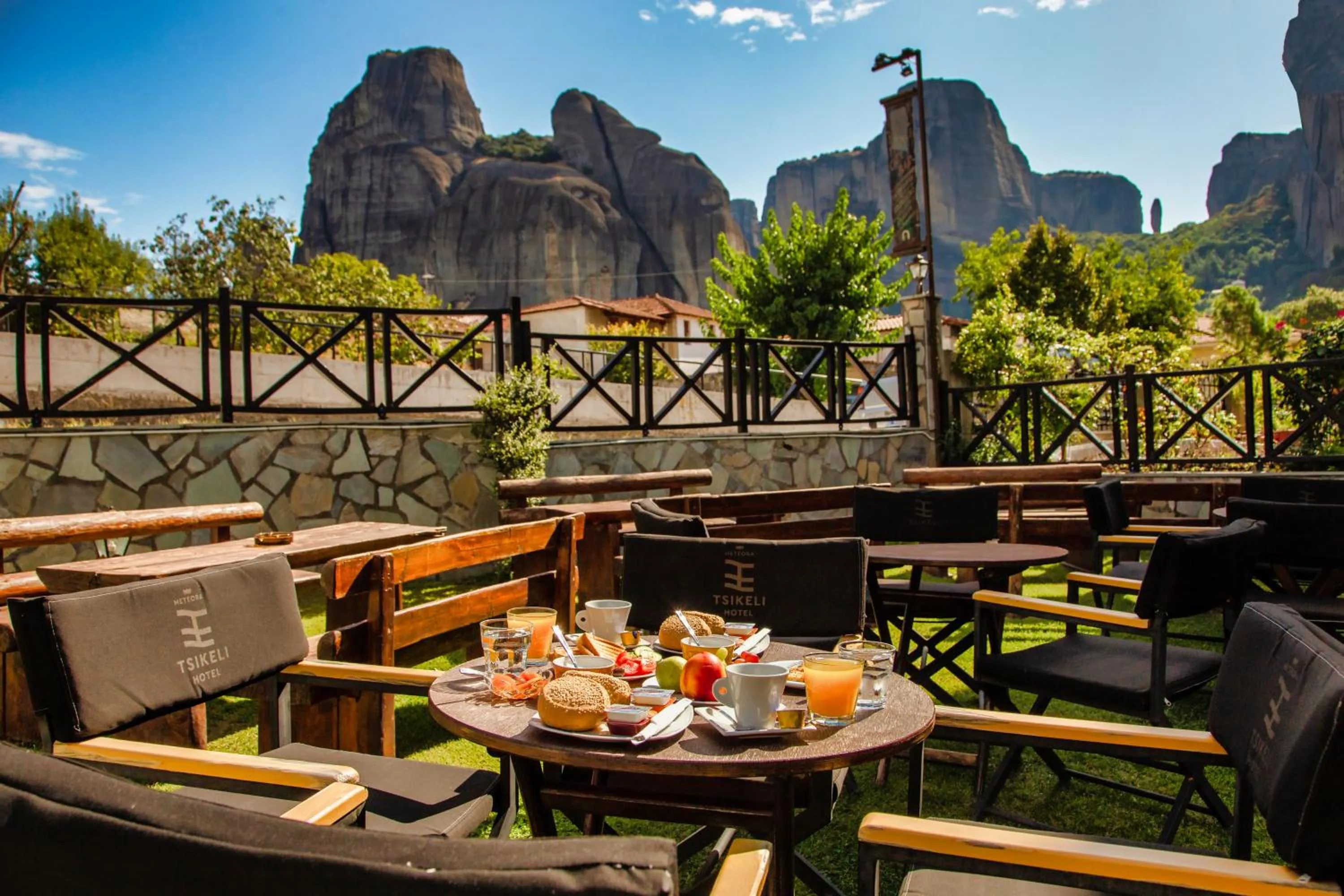 Food and drinks in Tsikeli Boutique Hotel Meteora - Adults Friendly