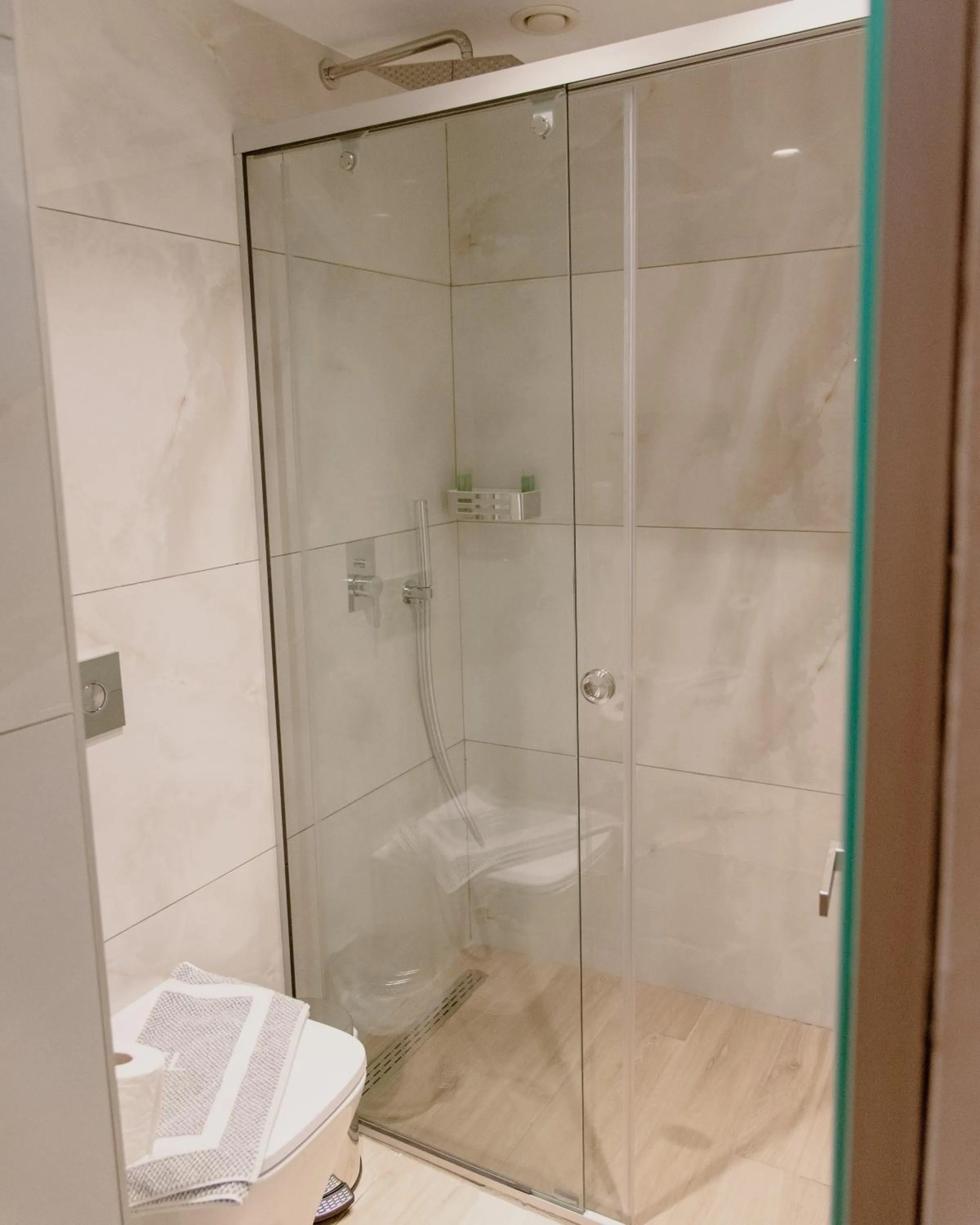 Shower in Nireus Hotel