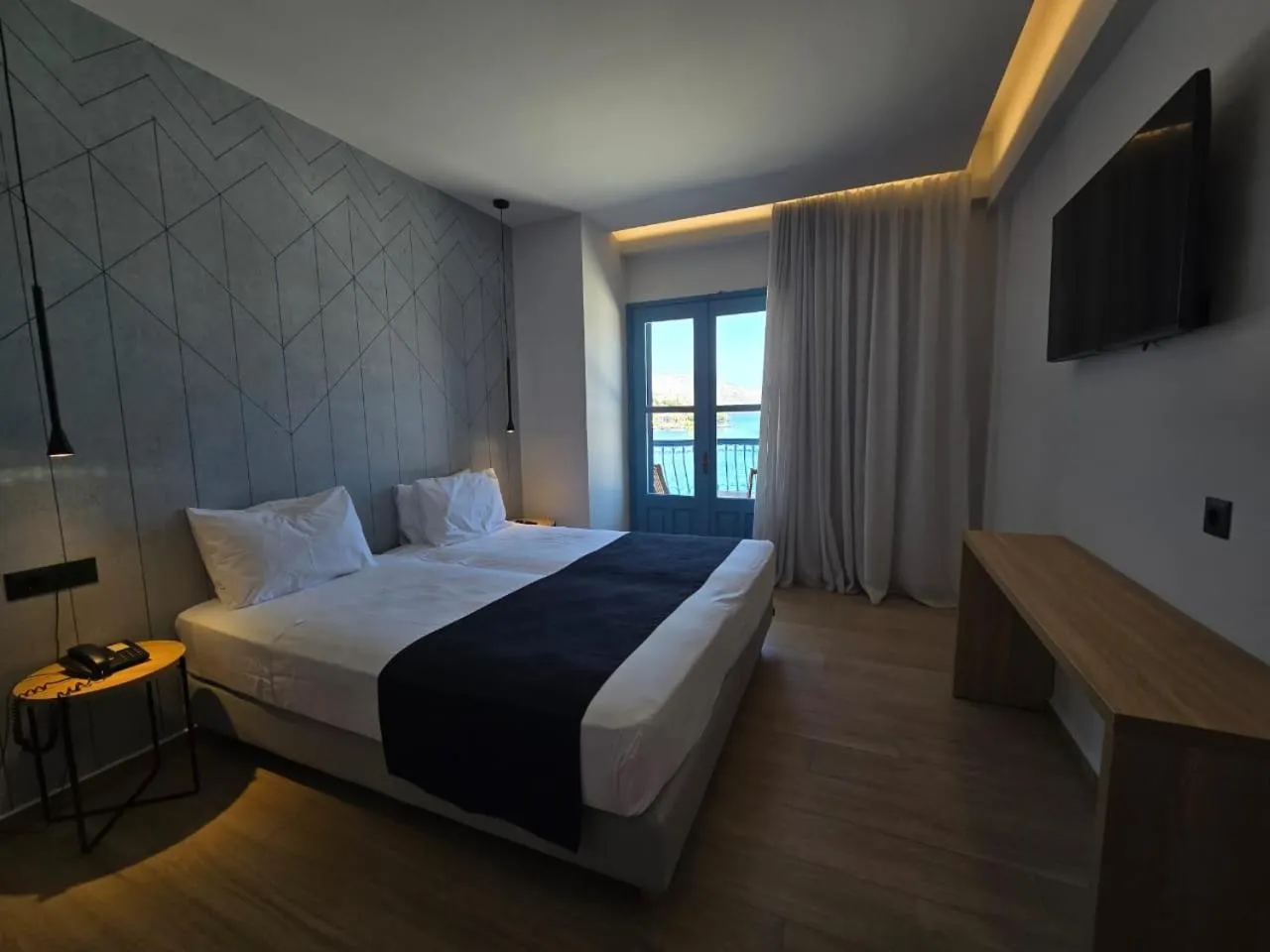 Photo of the whole room in Nireus Hotel