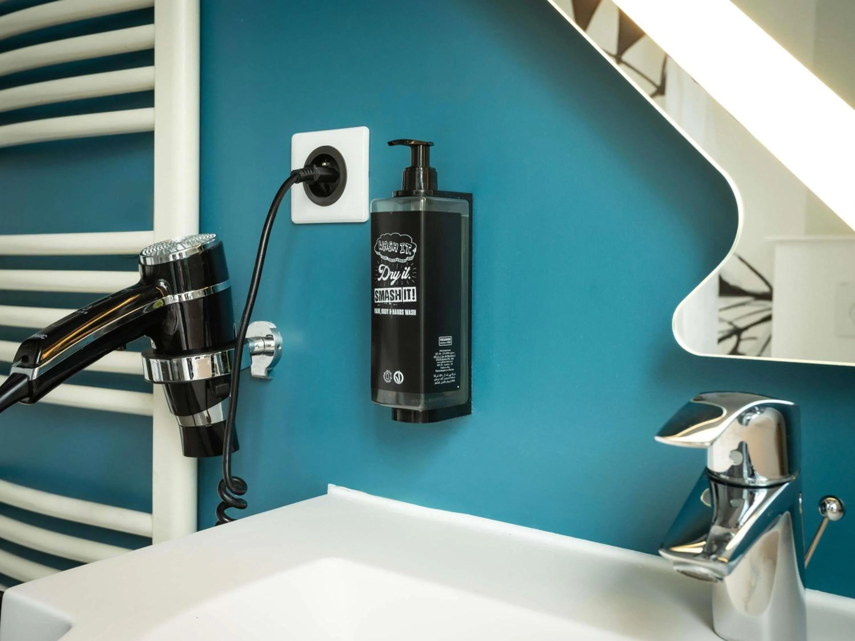 Bedroom in Ibis Budget Strasbourg Centre Gare