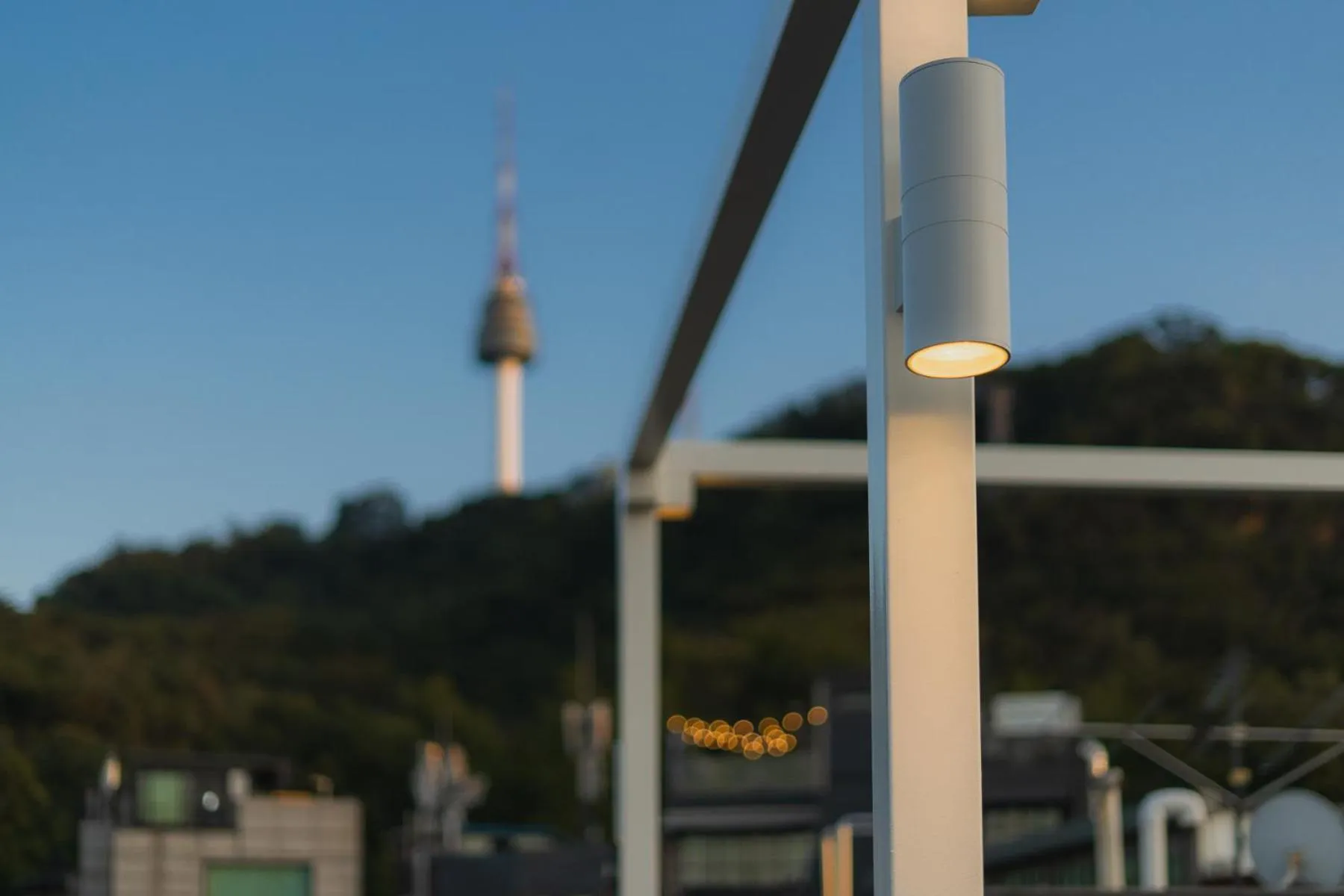 Myeongdong Artmonstay