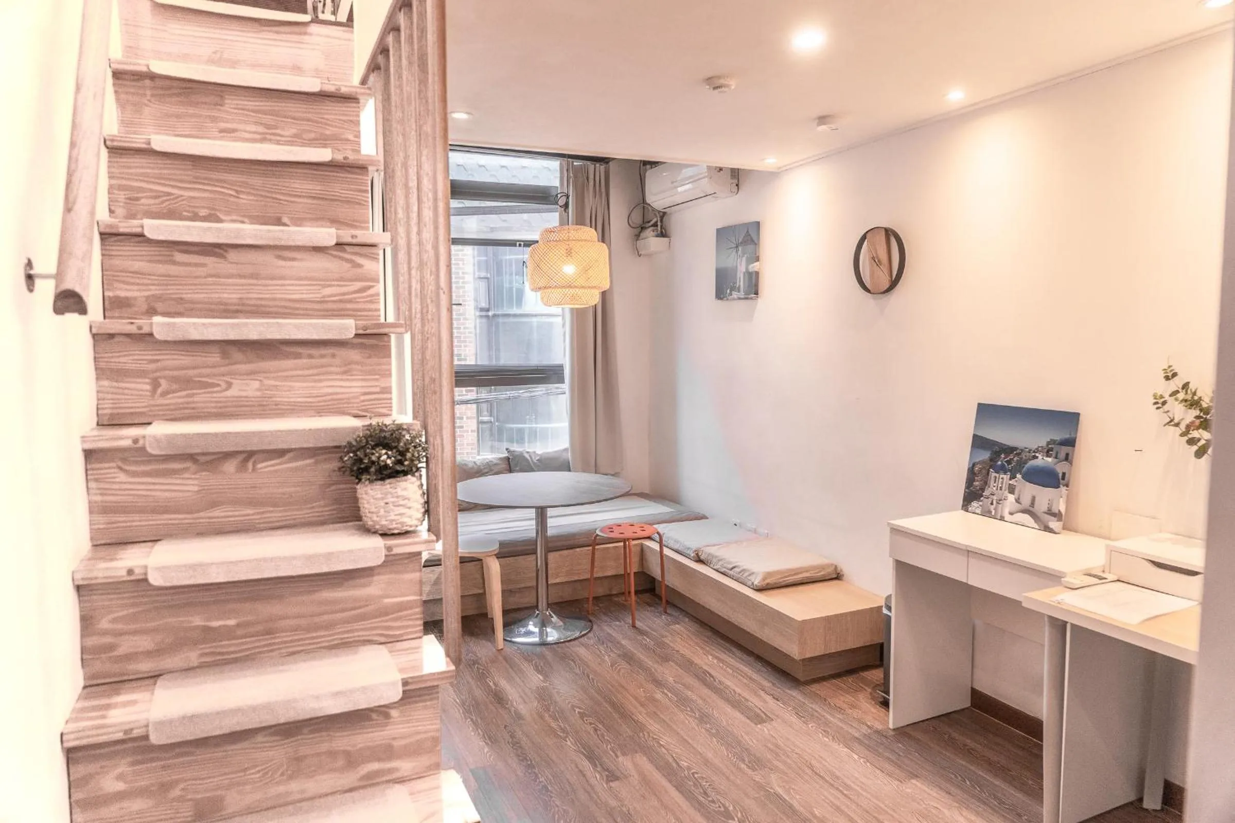 Myeongdong Artmonstay