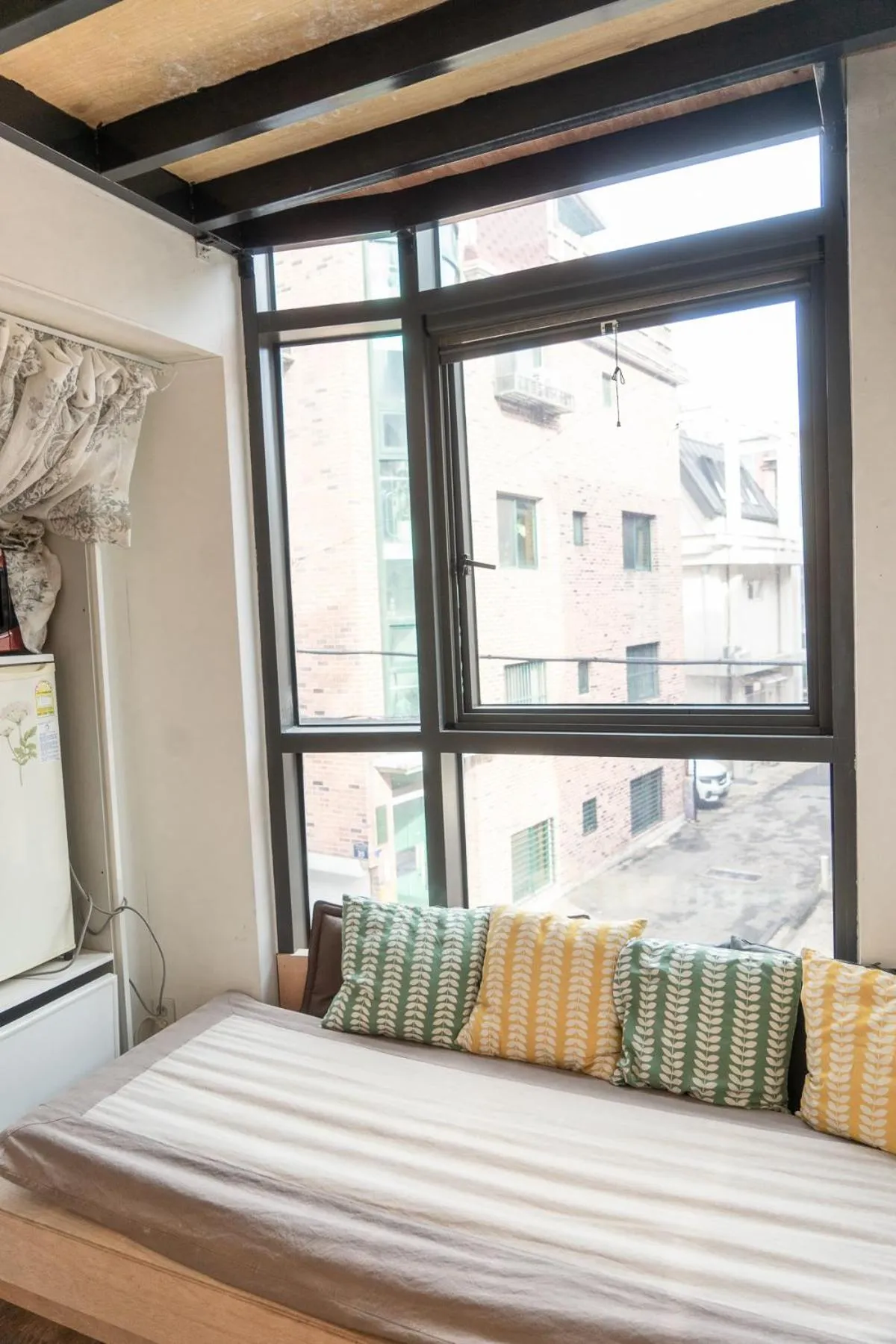 Bed in Myeongdong Artmonstay