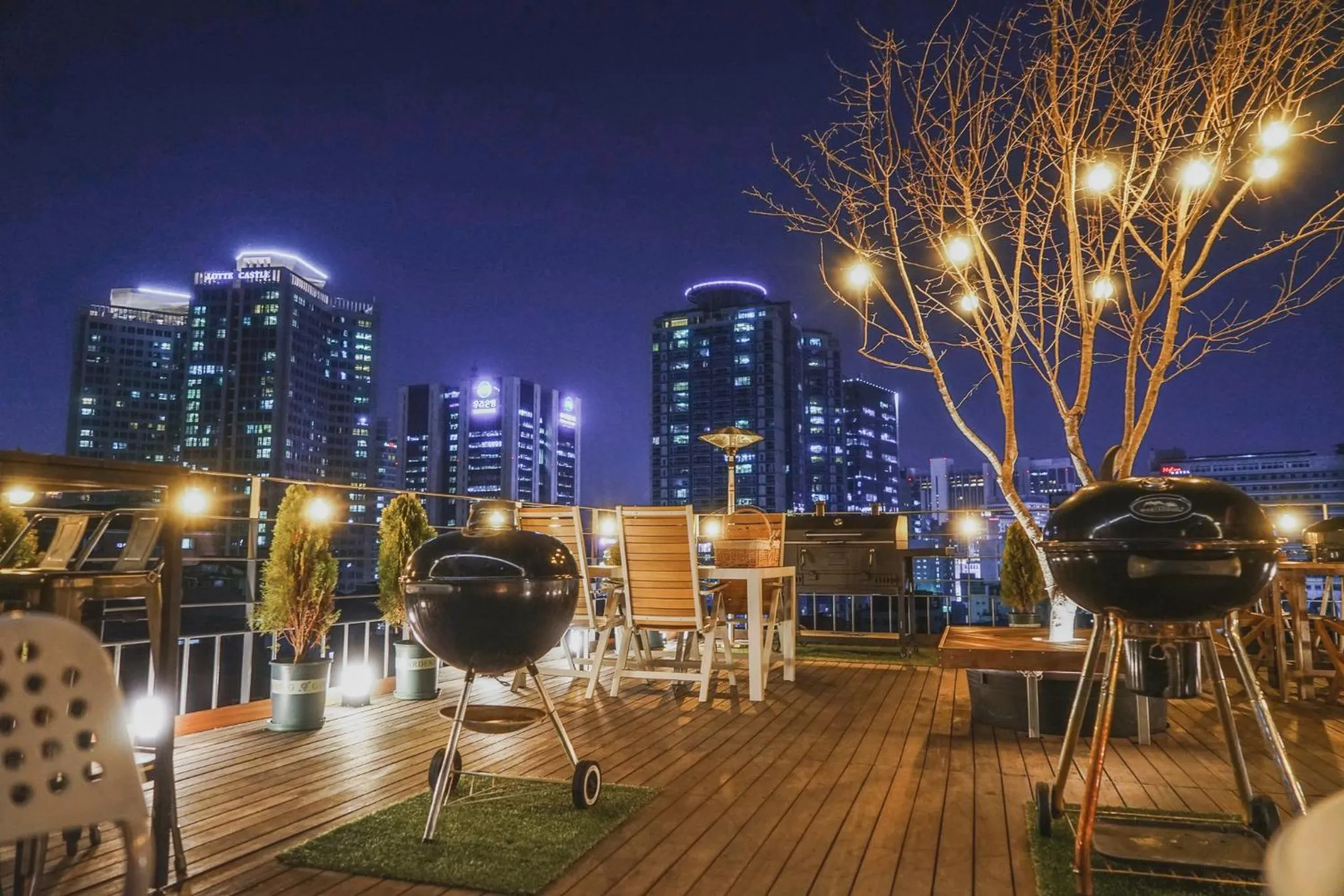 Myeongdong Artmonstay