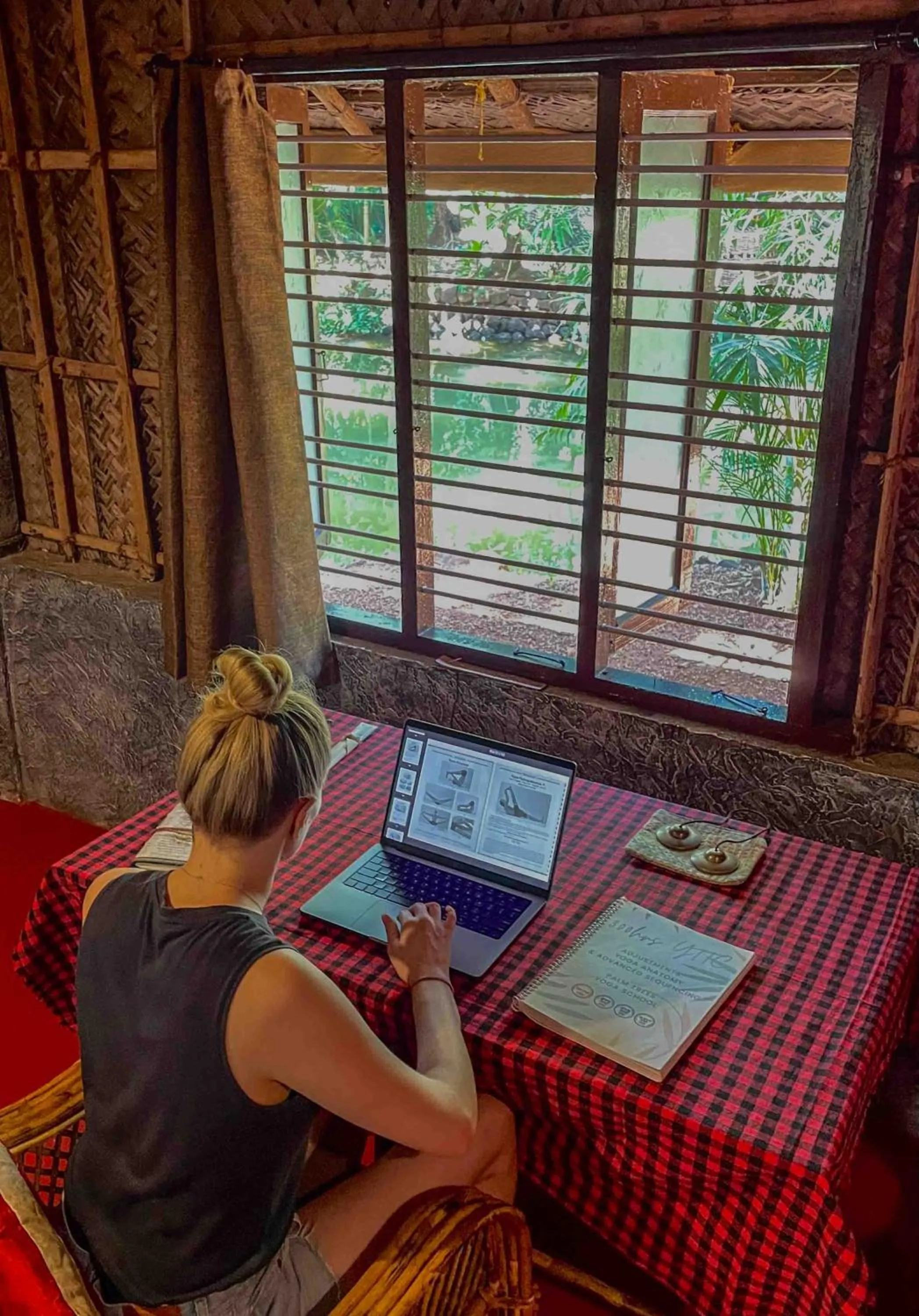 Bedroom in Palm Trees Ayurvedic Heritage