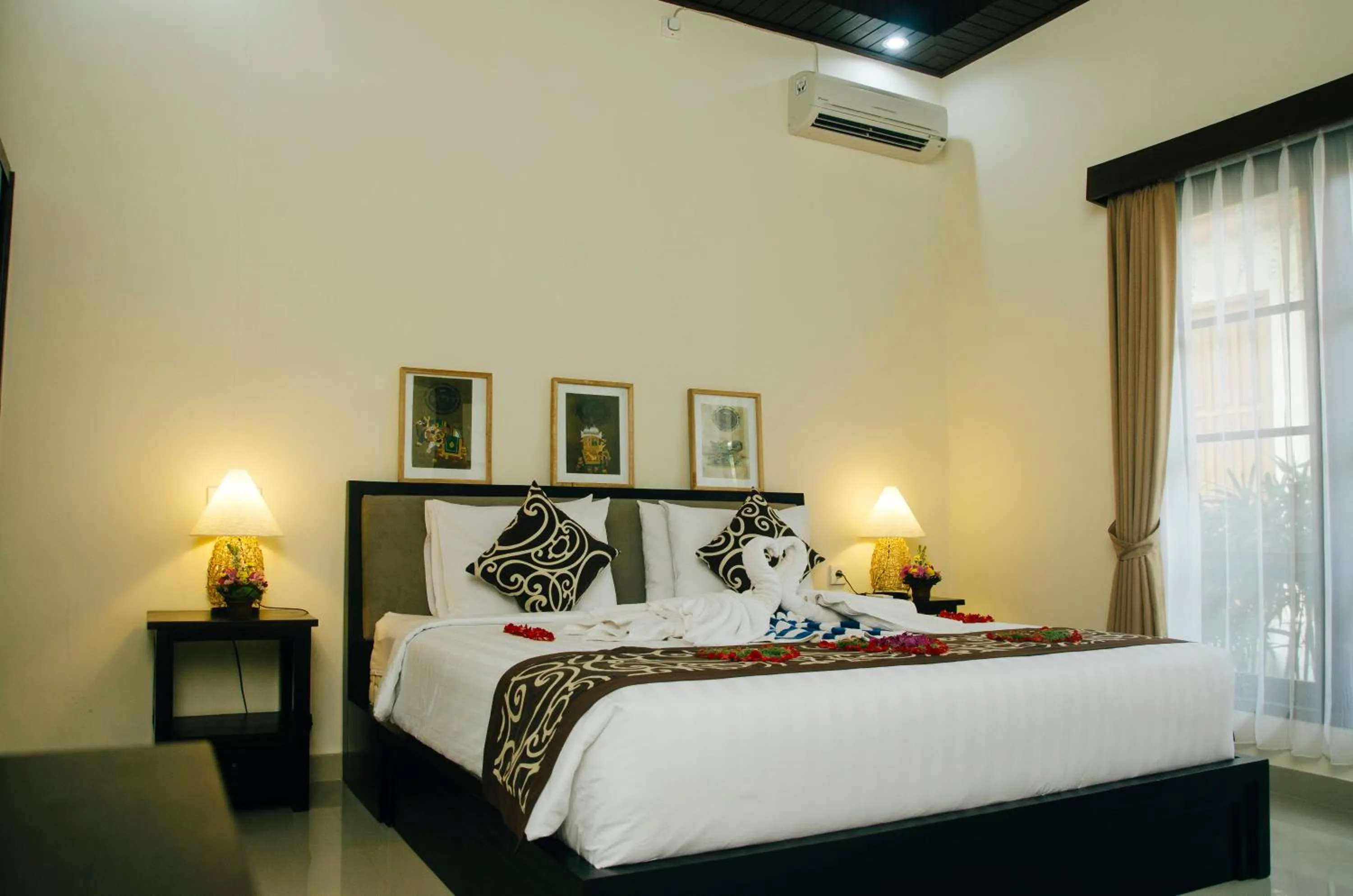 Bedroom, Bed in Gatra Ubud Inn