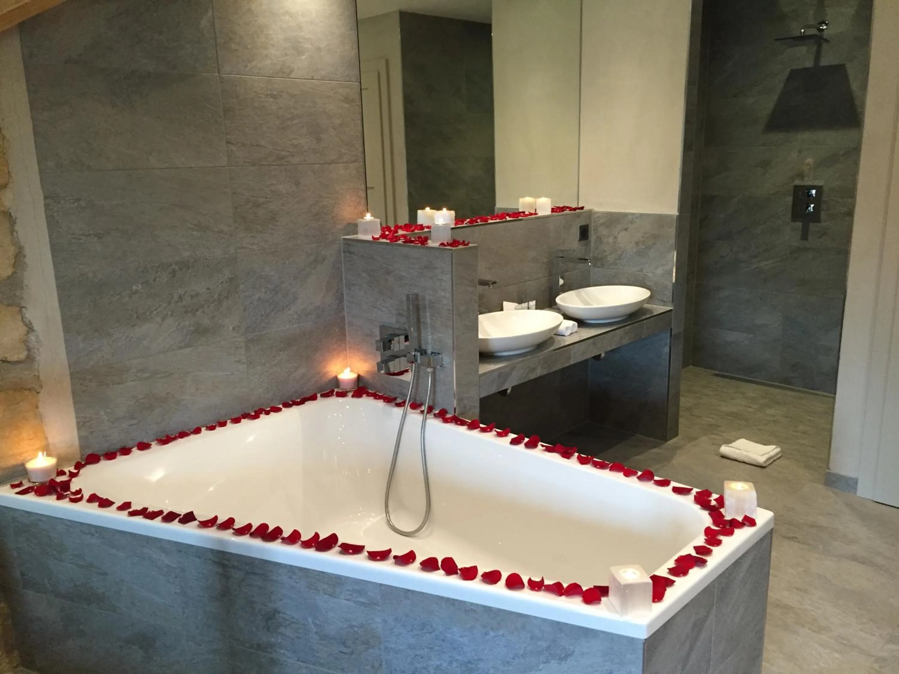 Bathroom in Domaine de la Klauss & Spa, Restaurant Gastronomique Le K