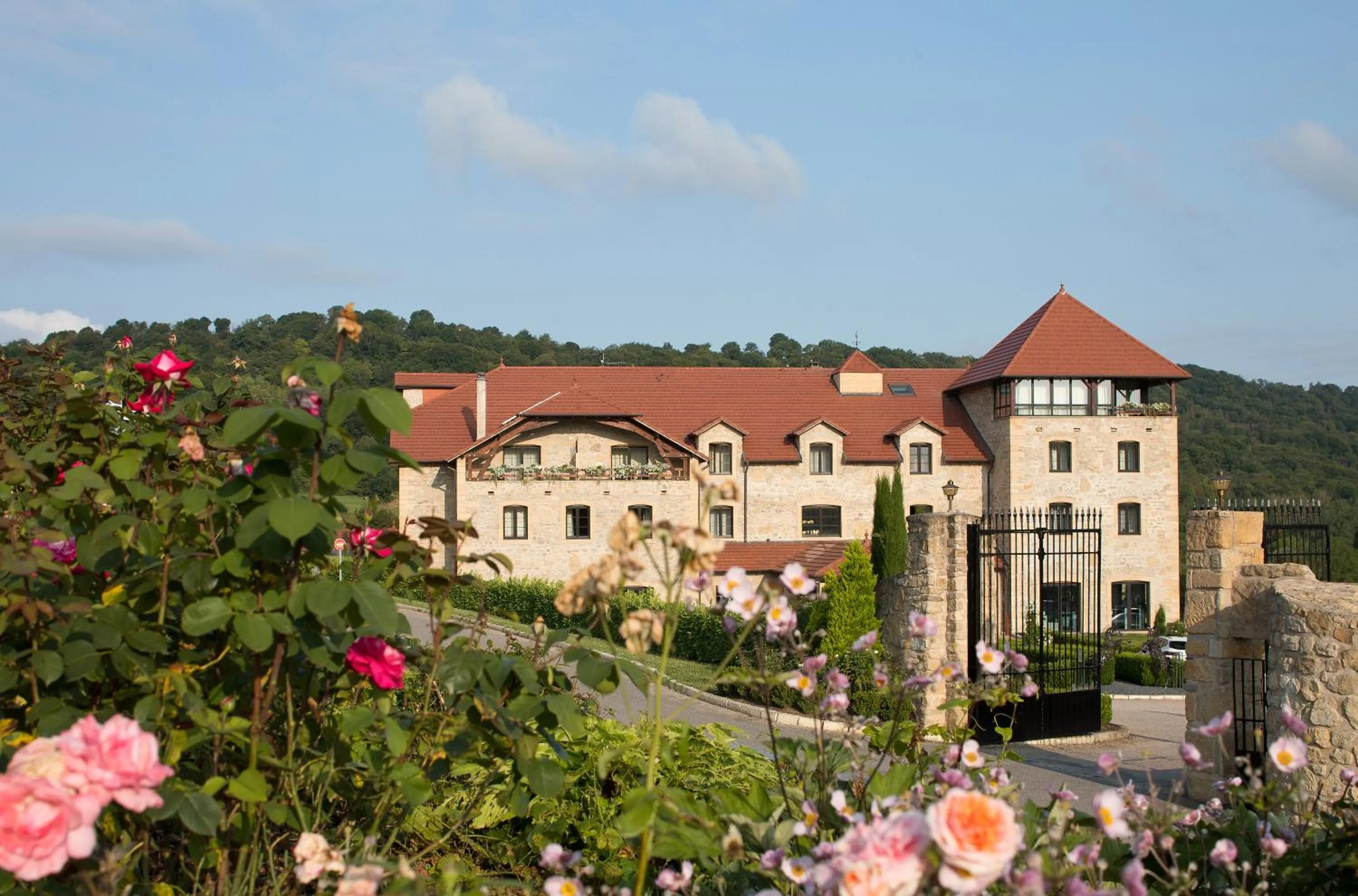Property building in Domaine de la Klauss & Spa, Restaurant Gastronomique Le K