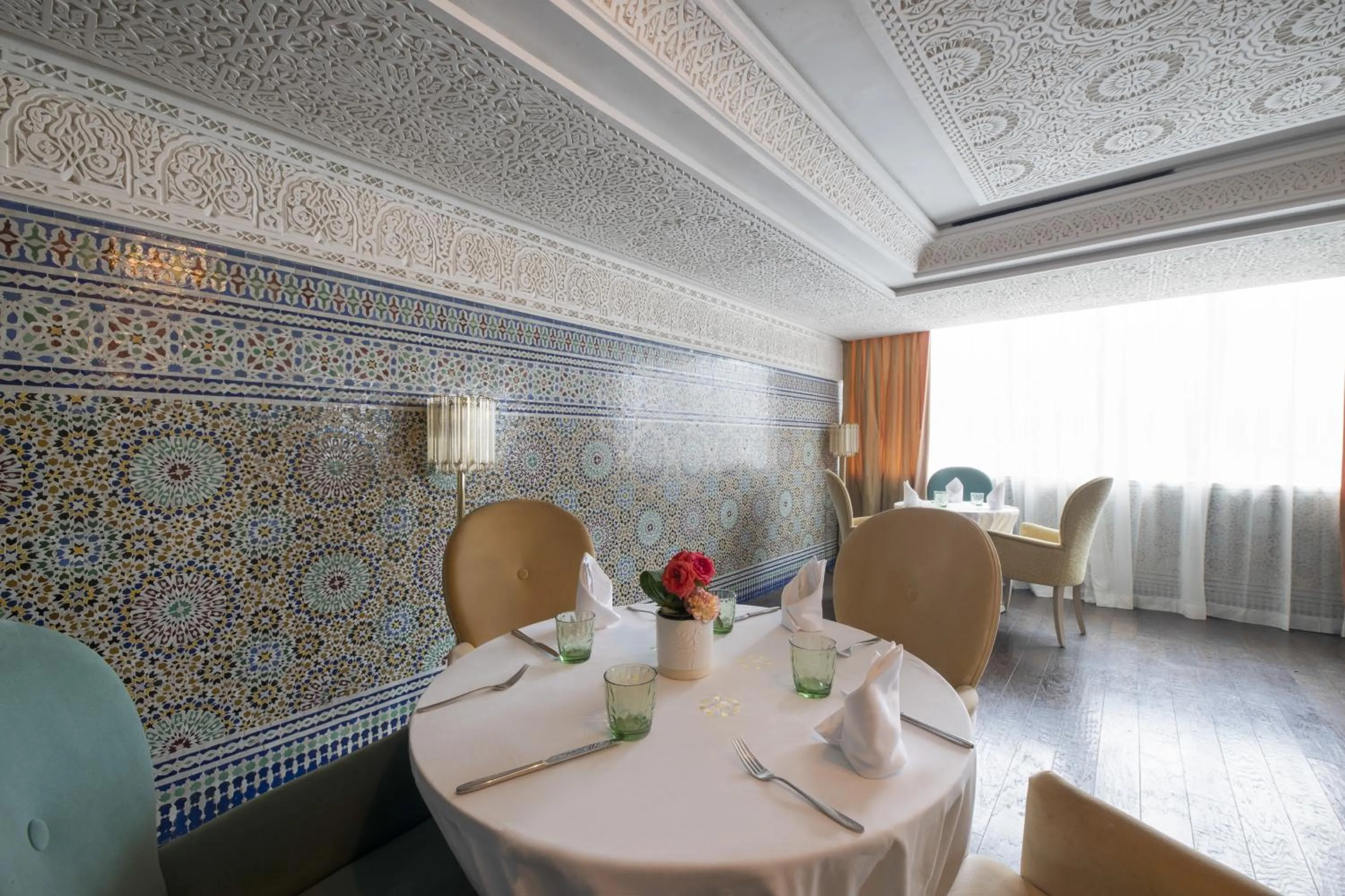 Restaurant/places to eat in Grand Mogador City Center