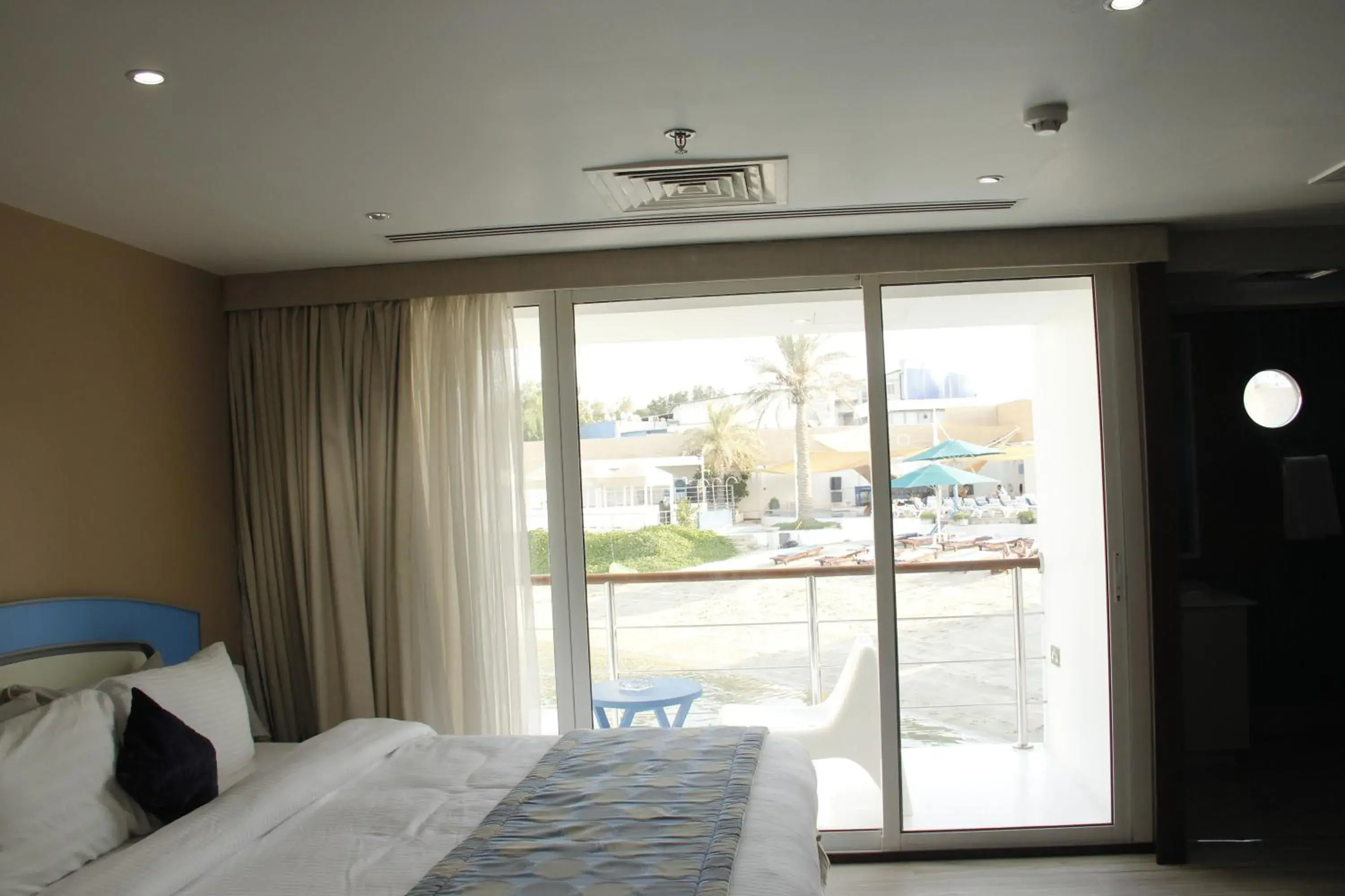 Junior Suite with Balcony in C Hotel Junior Suite with Balcony in C Hotel