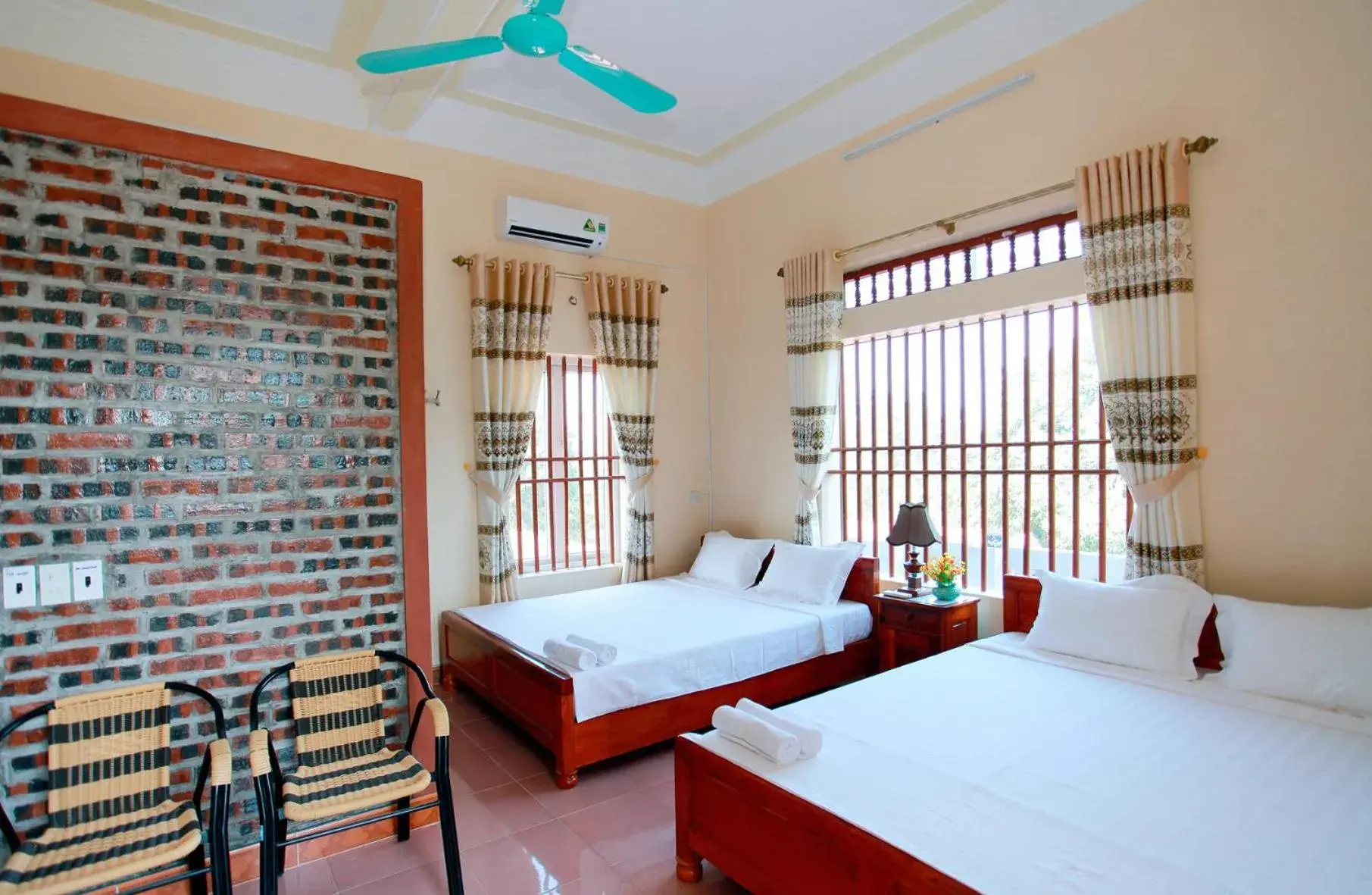 Family Room with Mountain View - single occupancy in Ninh Binh Mountain View Homestay & Restaurant Family Room with Mountain View - single occupancy in Ninh Binh Mountain View Homestay & Restaurant