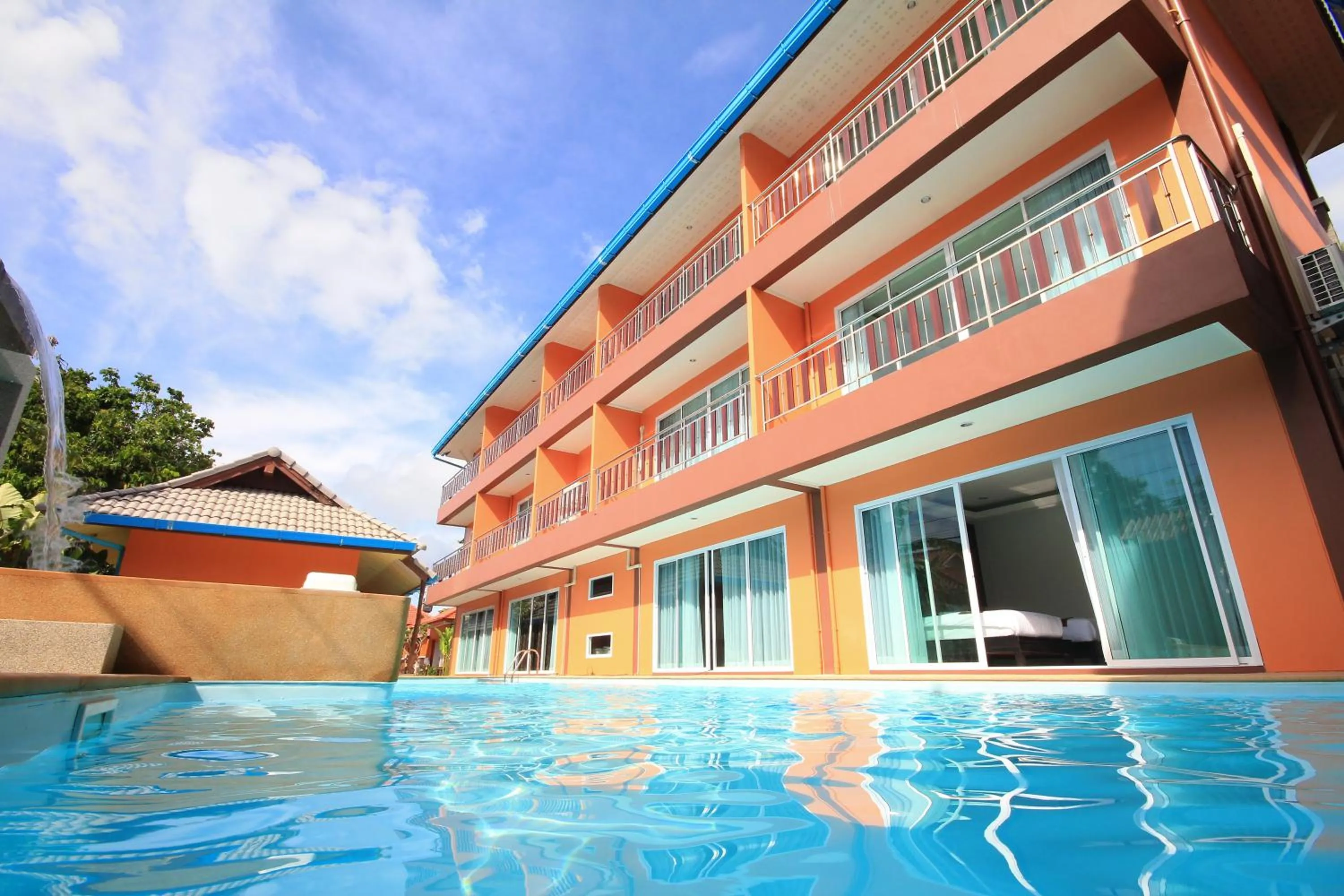 Property building in Lanta Fevrier Resort